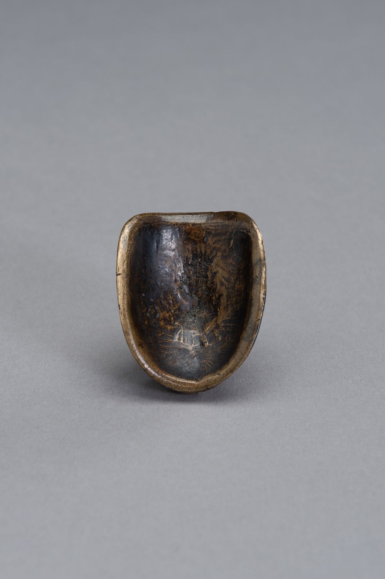 A BRONZE SCROLL WEIGHT IN THE SHAPE OF A NOH MASK - Image 4 of 9