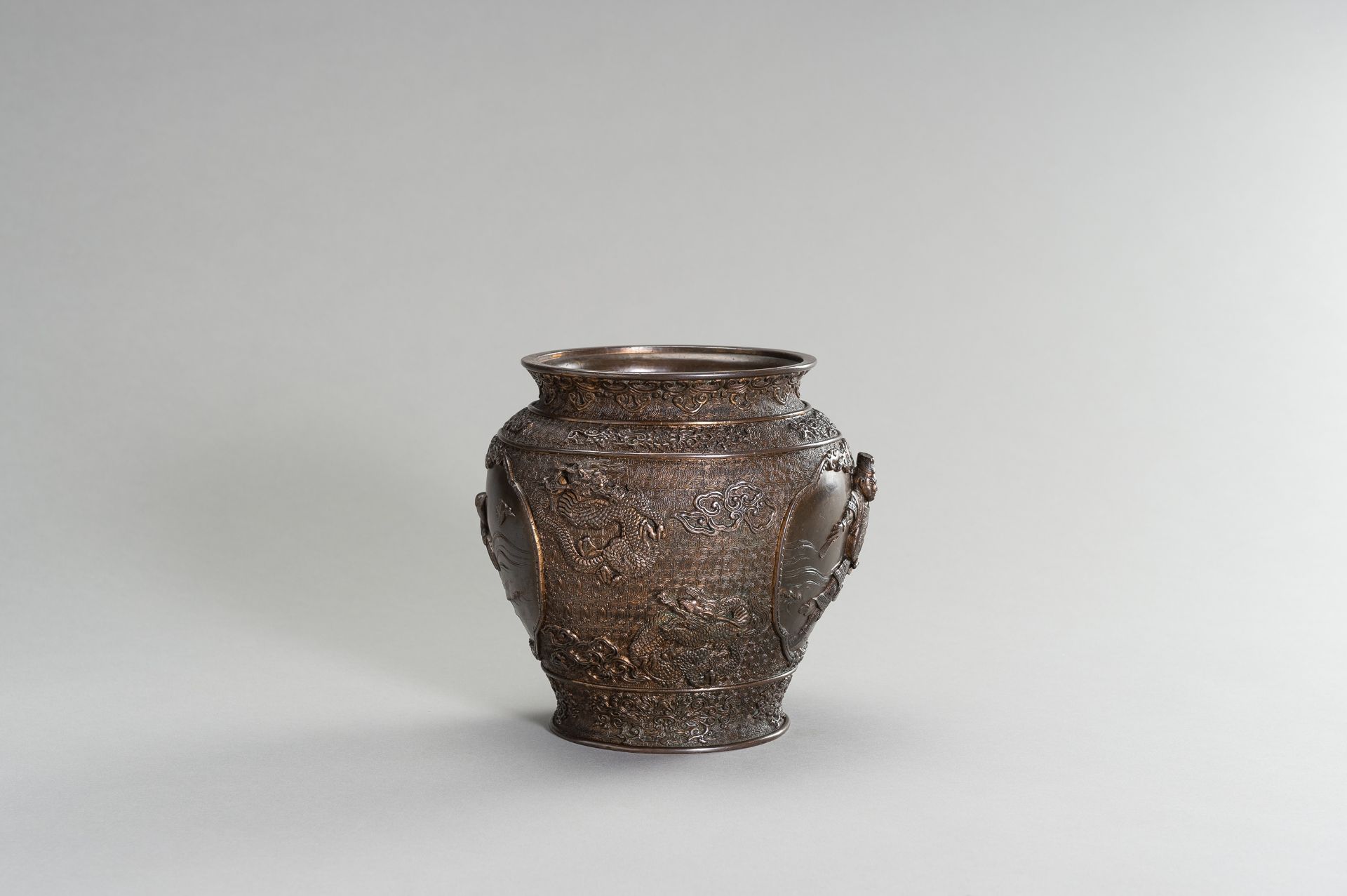 MIYAO: A BRONZE VASE DEPICTING A SAMURAI AND BIRDS - Image 5 of 11