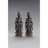 A PAIR OF JAPANESE BRONZE FIGURES DEPICTING KANNON