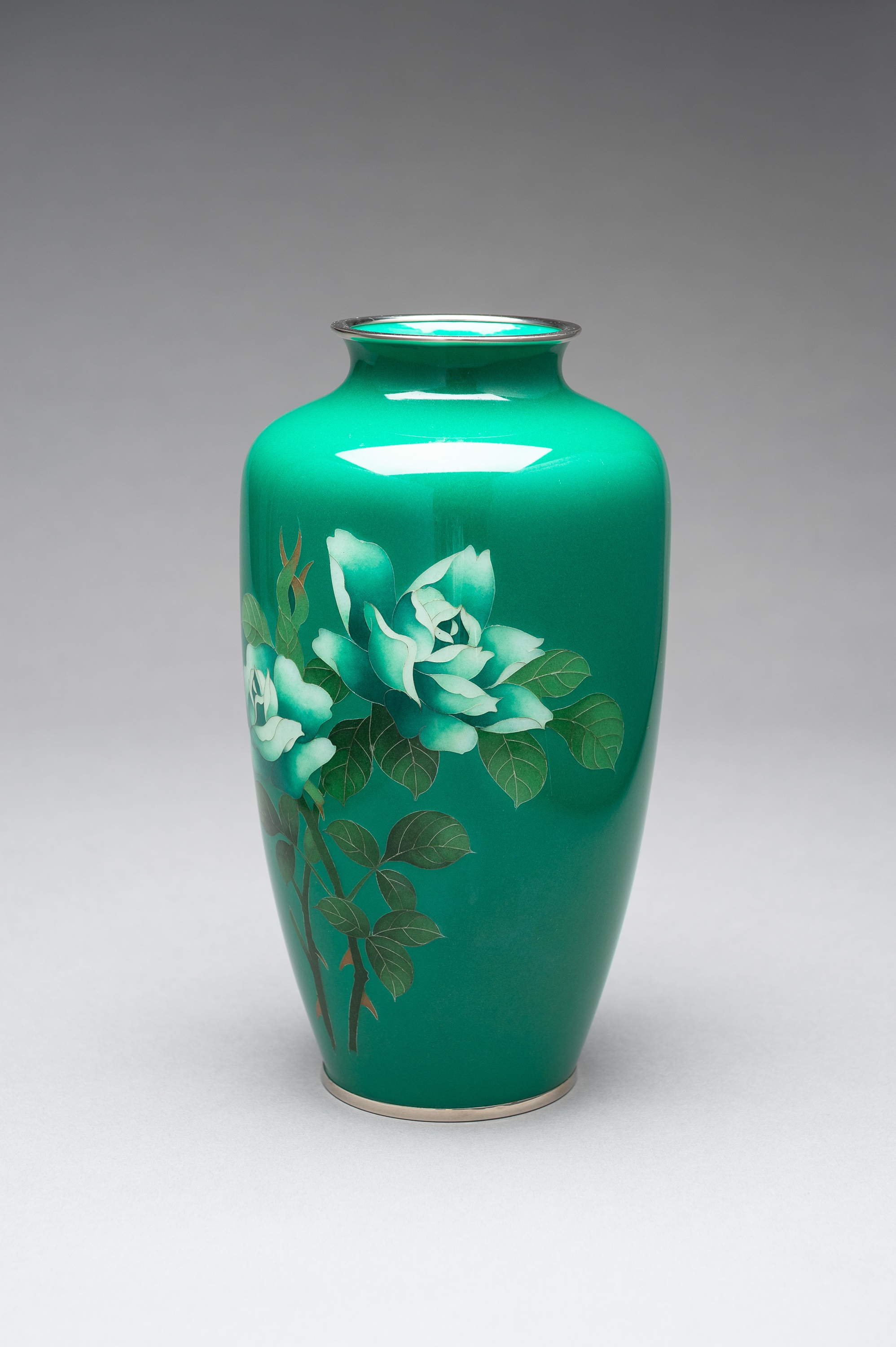 A LARGE ANDO STYLE CLOISONNE ENAMEL VASE - Image 2 of 8