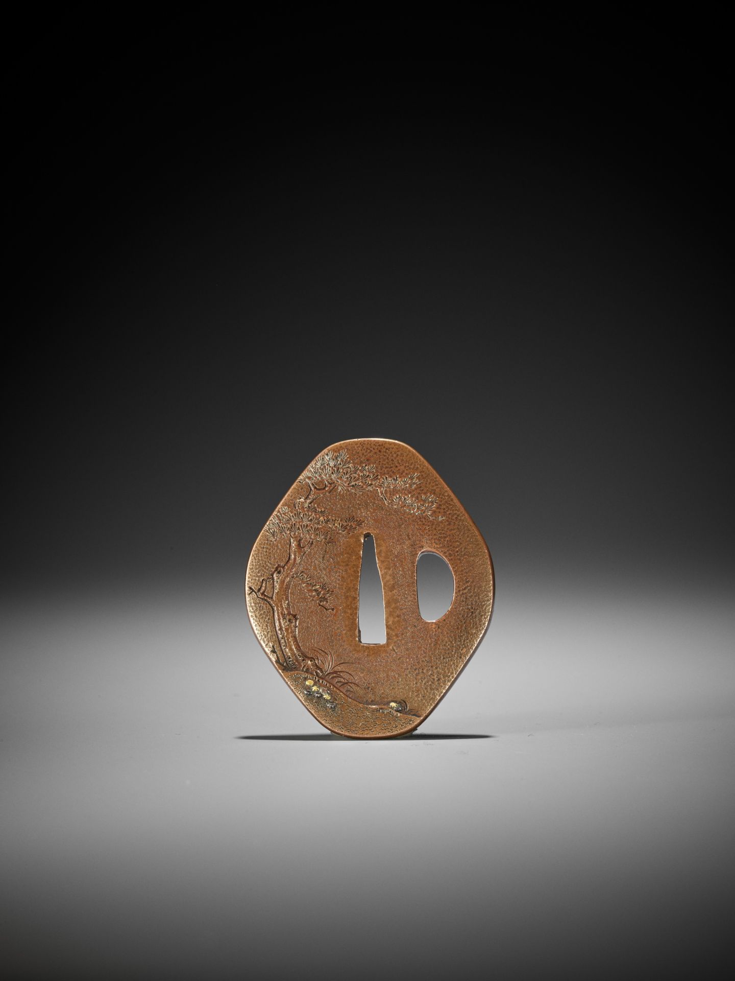MASAYOSHI: A FINE COPPER TSUBA WITH SPARROWS AND THATCHED HUT - Image 4 of 5