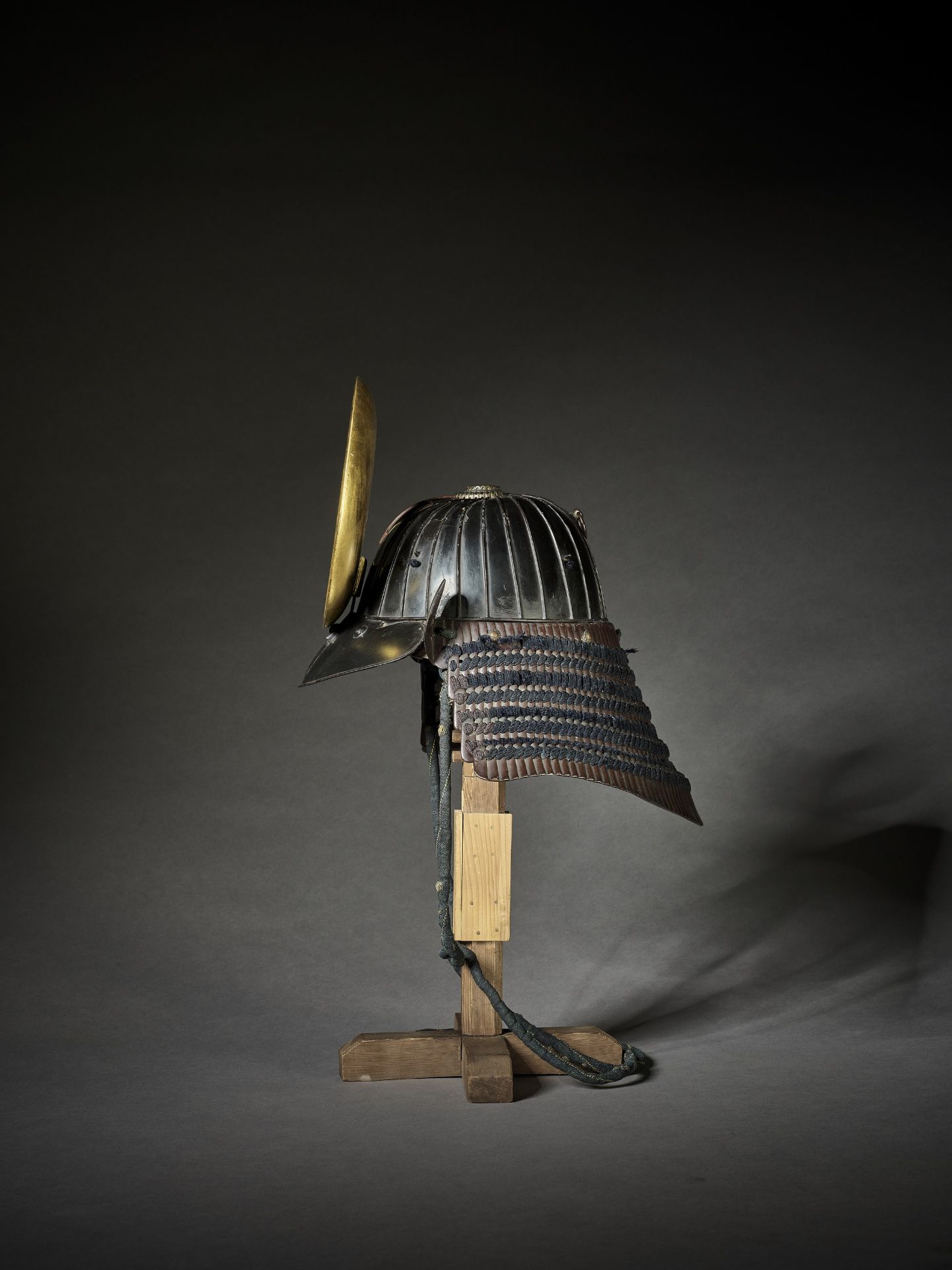 AN IRON KABUTO (HELMET) - Image 3 of 16