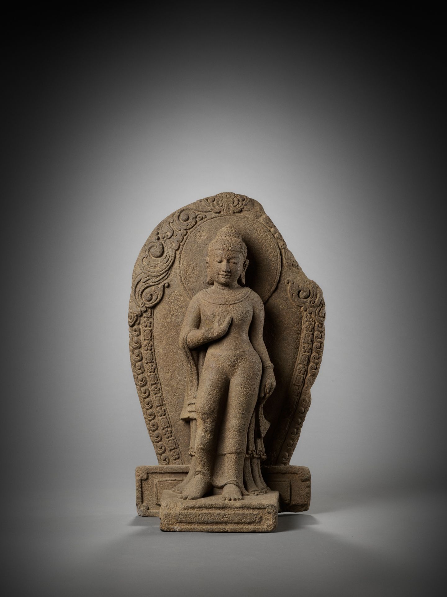 A RARE ANDESITE STATUE OF BUDDHA, CENTRAL JAVA, 9TH CENTURY - Image 3 of 10