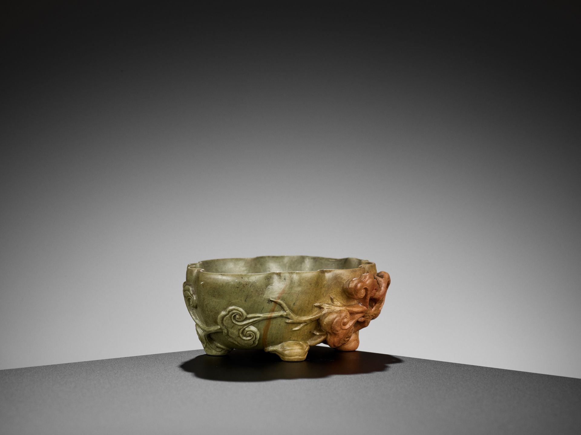 A DUAN STONE 'BAT AND LINGZHI' WASHER, QING DYNASTY - Image 9 of 10
