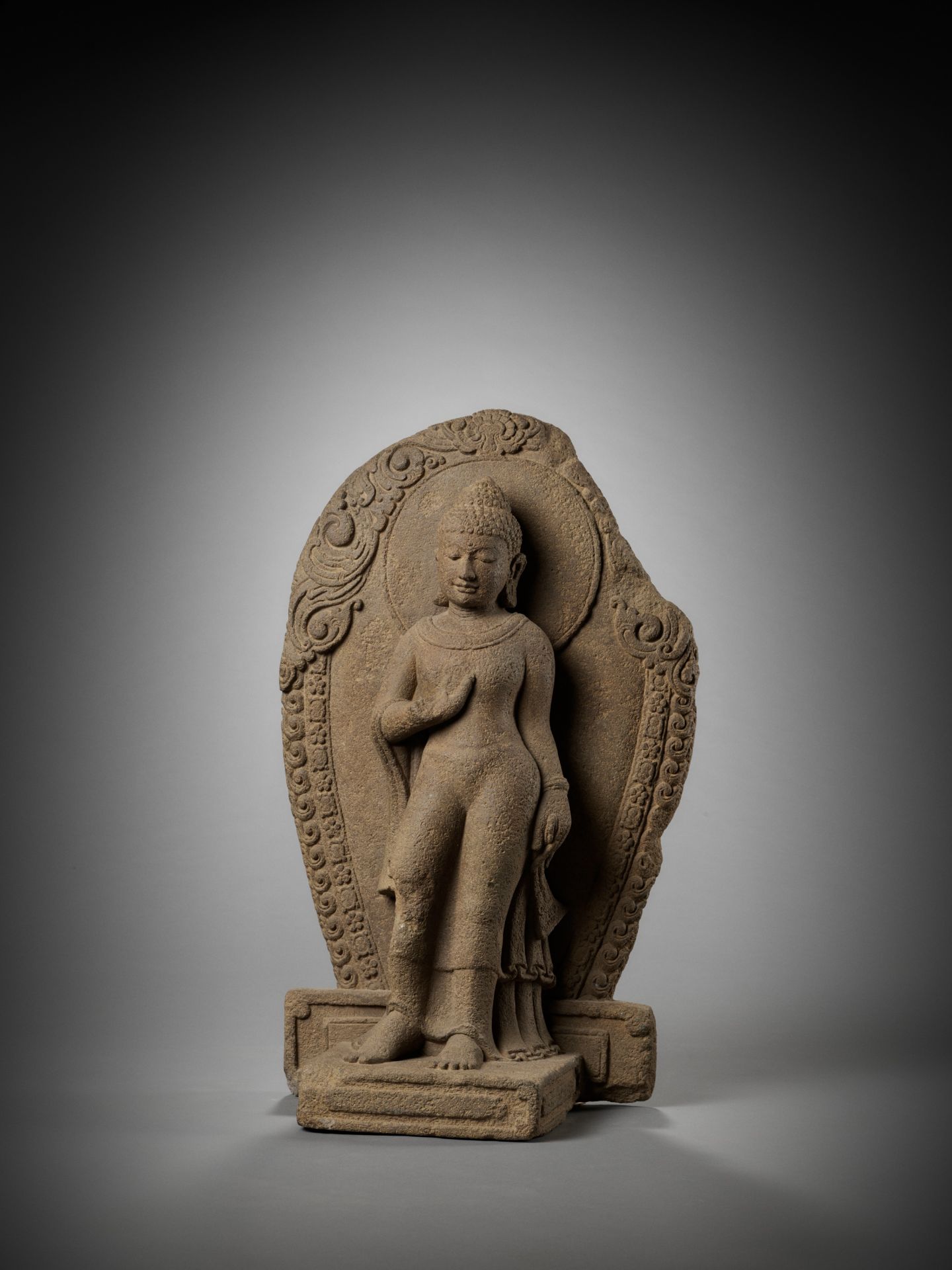 A RARE ANDESITE STATUE OF BUDDHA, CENTRAL JAVA, 9TH CENTURY - Image 2 of 10