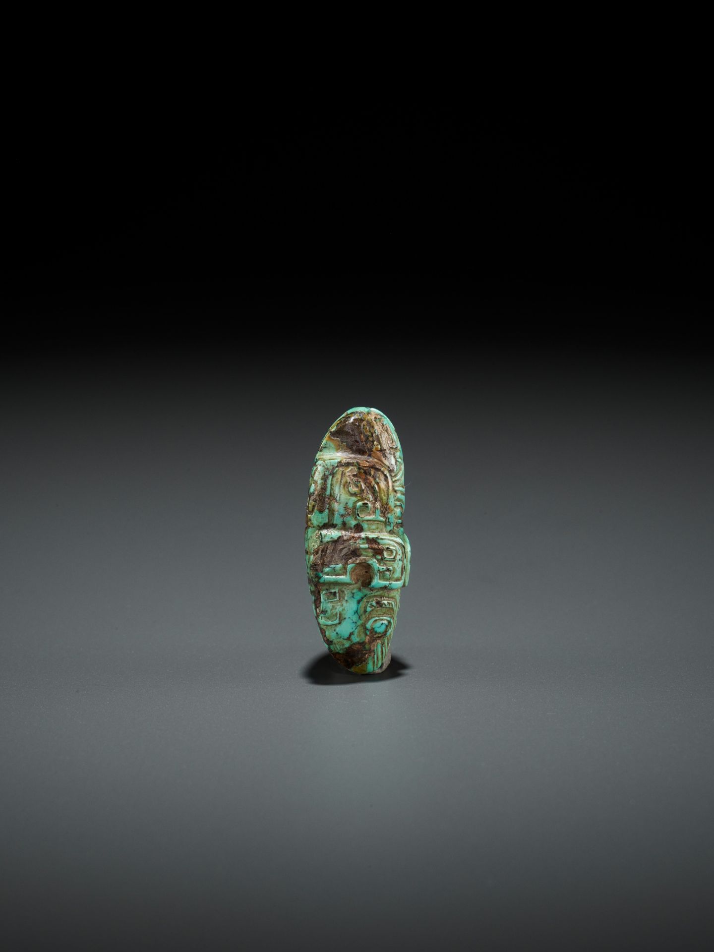 A TURQUOISE BEAD DEPICTING A CICADA, SHANG TO WESTERN ZHOU DYNASTY - Image 4 of 11