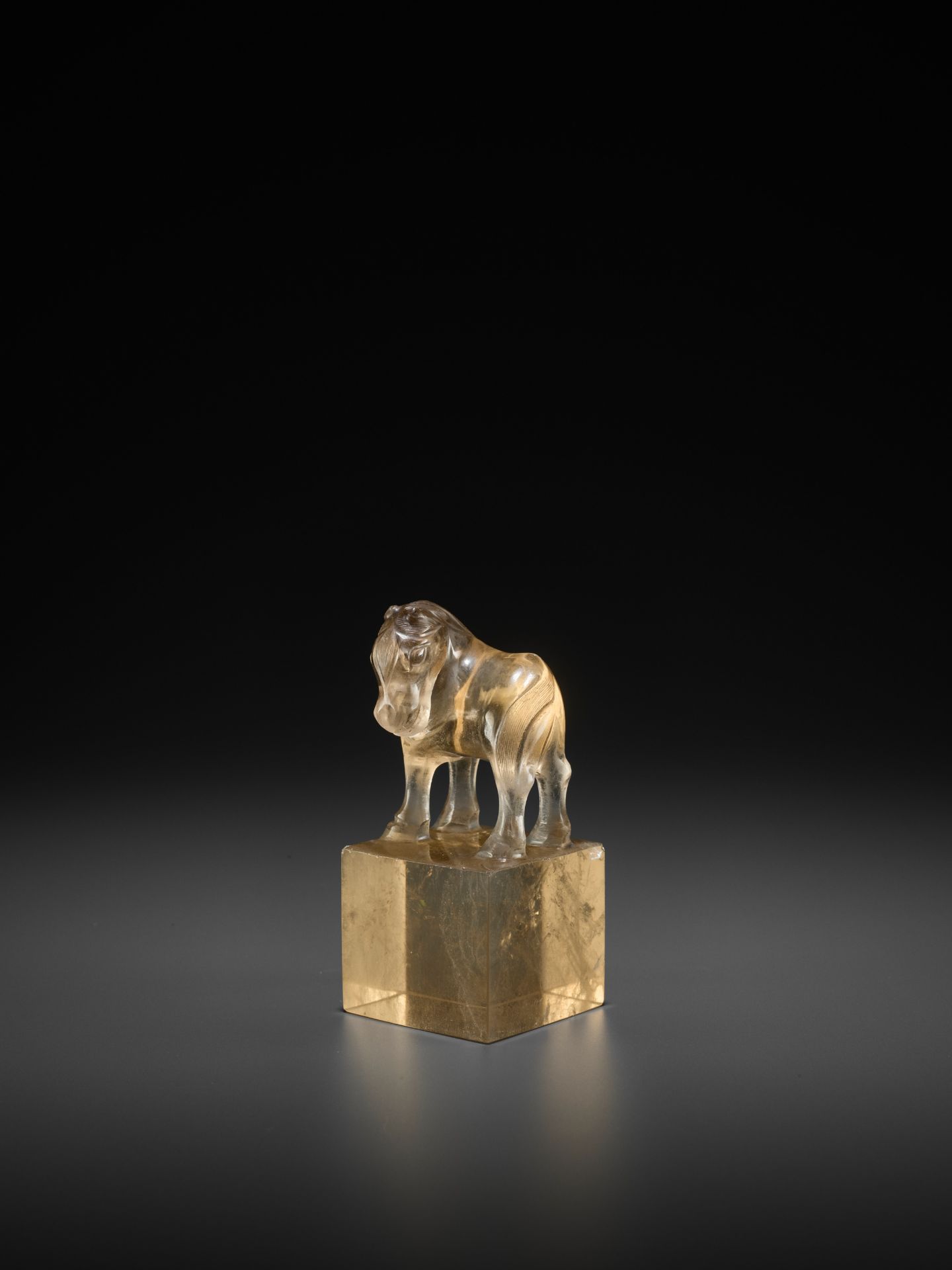A RARE ROCK CRYSTAL 'HORSE' SEAL, MID-QING - Image 2 of 6