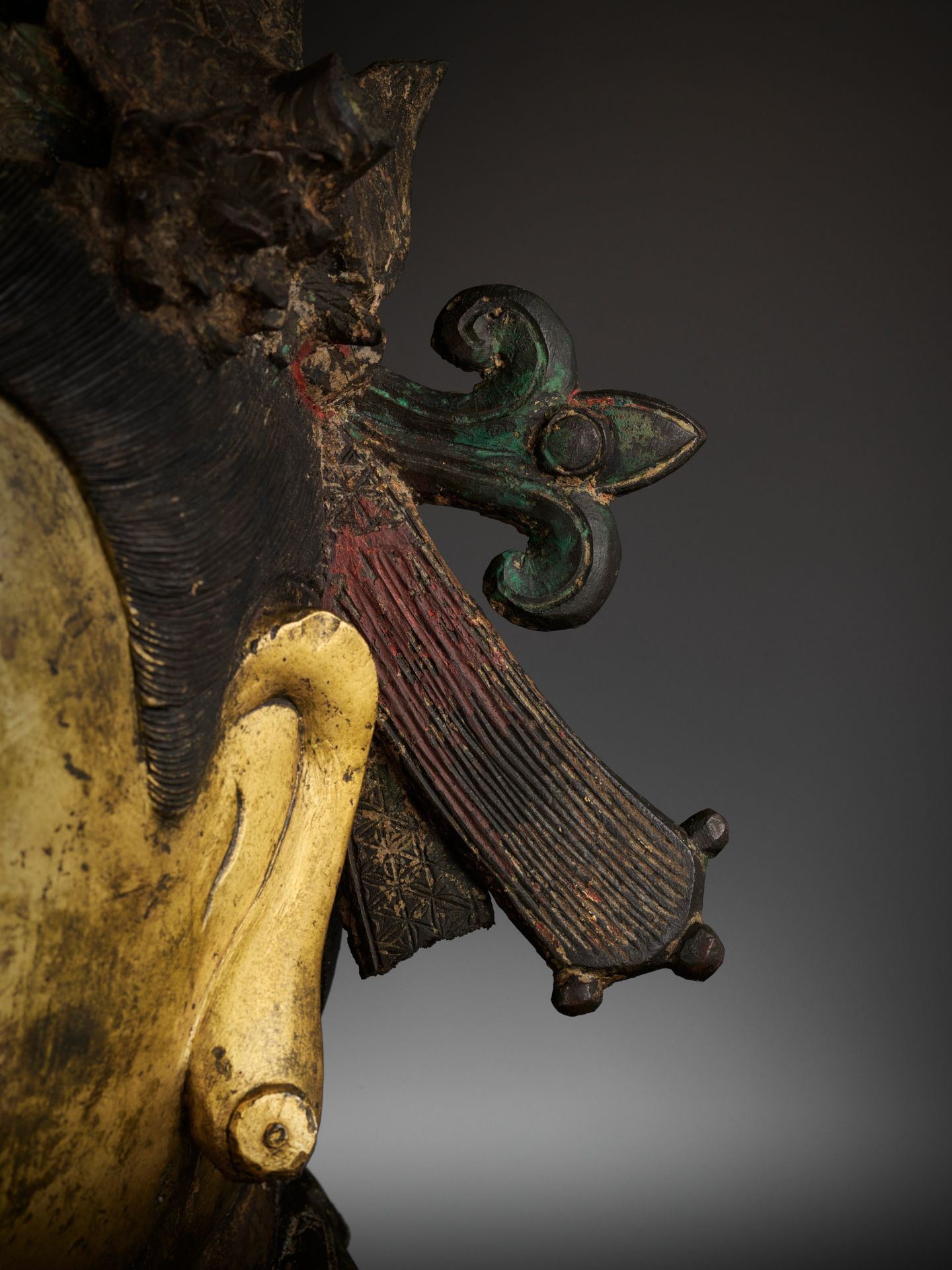 AN IMPORTANT GILT-BRONZE HEAD OF BIXIA YUANJUN, THE SOVEREIGN OF THE COLORED CLOUDS OF DAWN, MING - Image 18 of 18