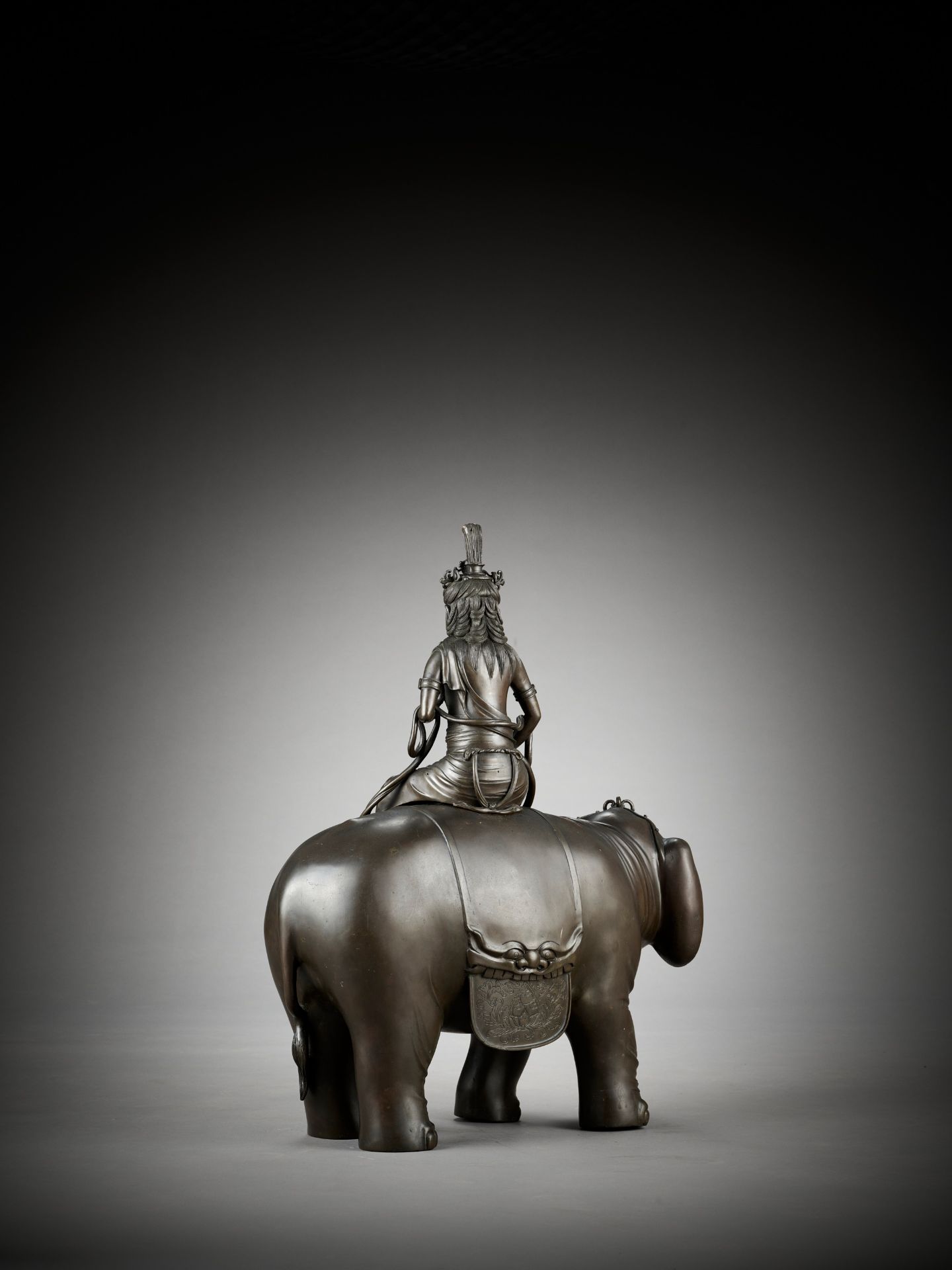 A UNIQUE MONUMENTAL BRONZE OF SAMANTABHADRA ON HIS ELEPHANT, SOLD AT THE 1901 GLASGOW EXHIBITION - Image 12 of 19