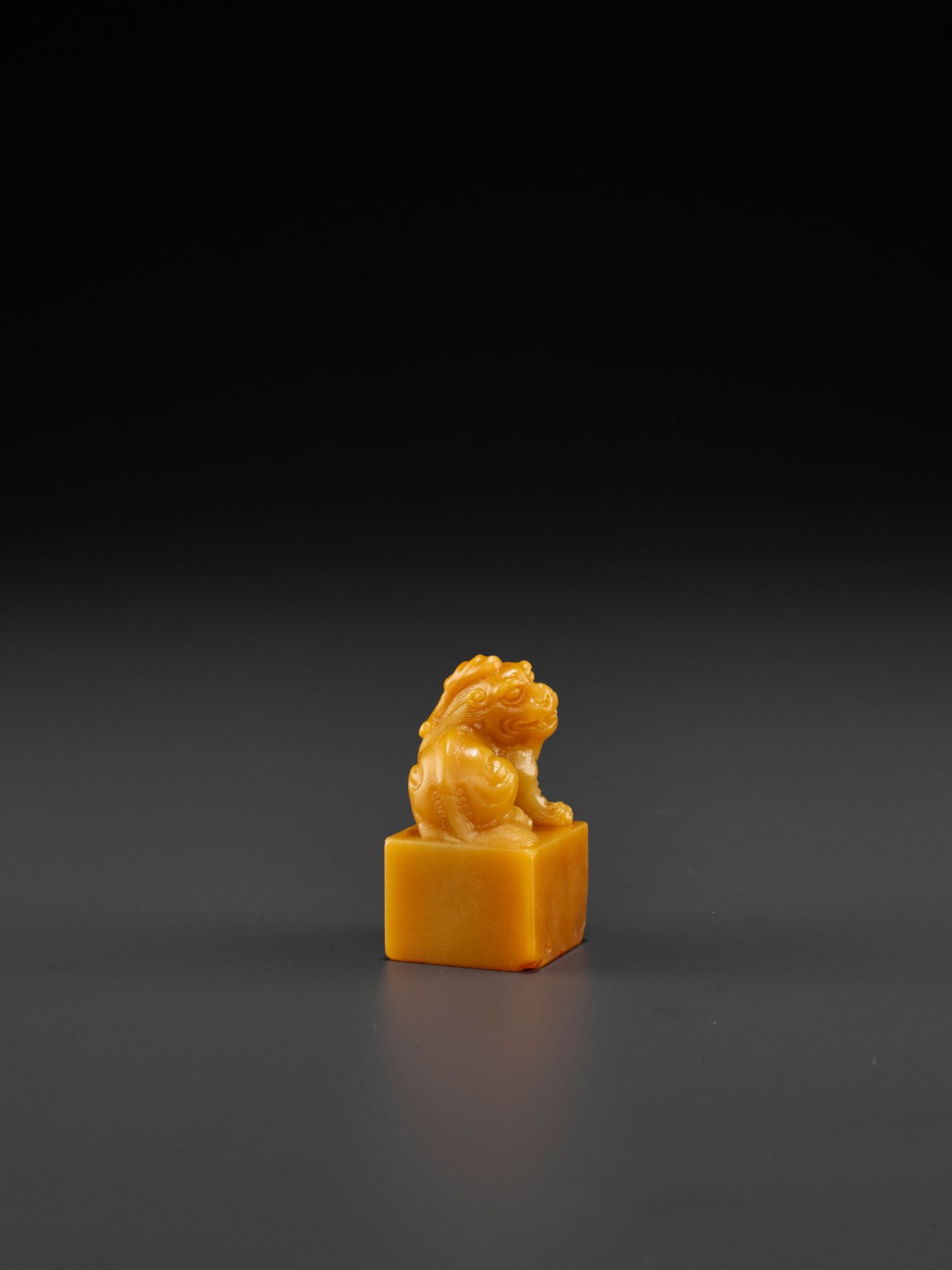 A CARVED TIANHUANG 'QILIN' SEAL FOR WEN XIANG, QING DYNASTY - Image 7 of 14