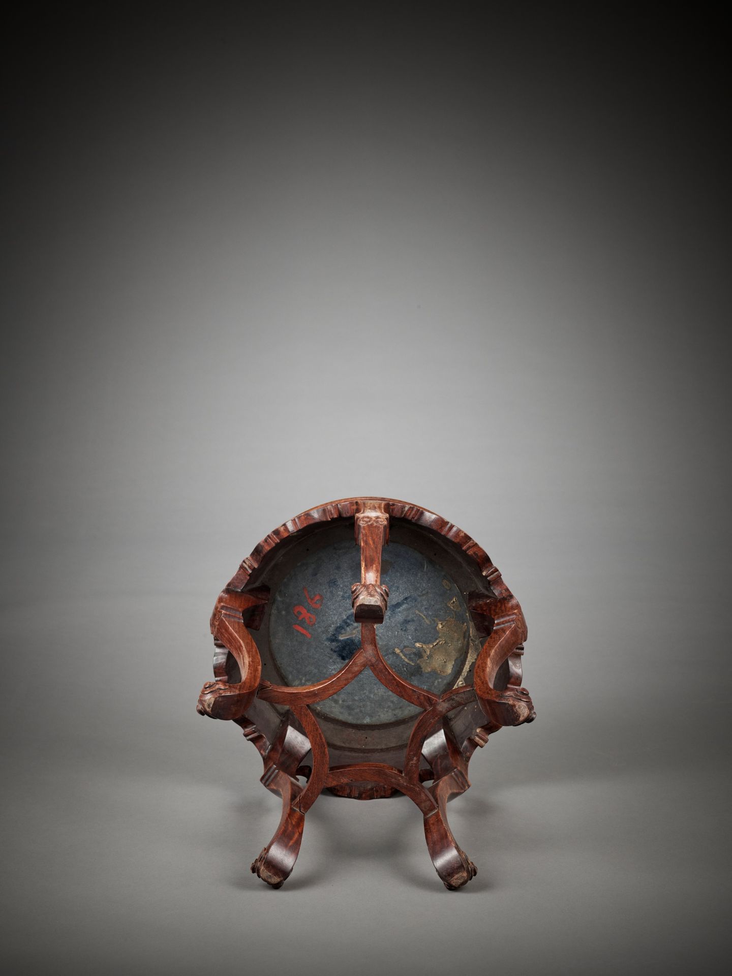 A CLOISONNE ENAMEL-INSET HARDWOOD STAND, LATE QING TO REPUBLIC - Image 8 of 8