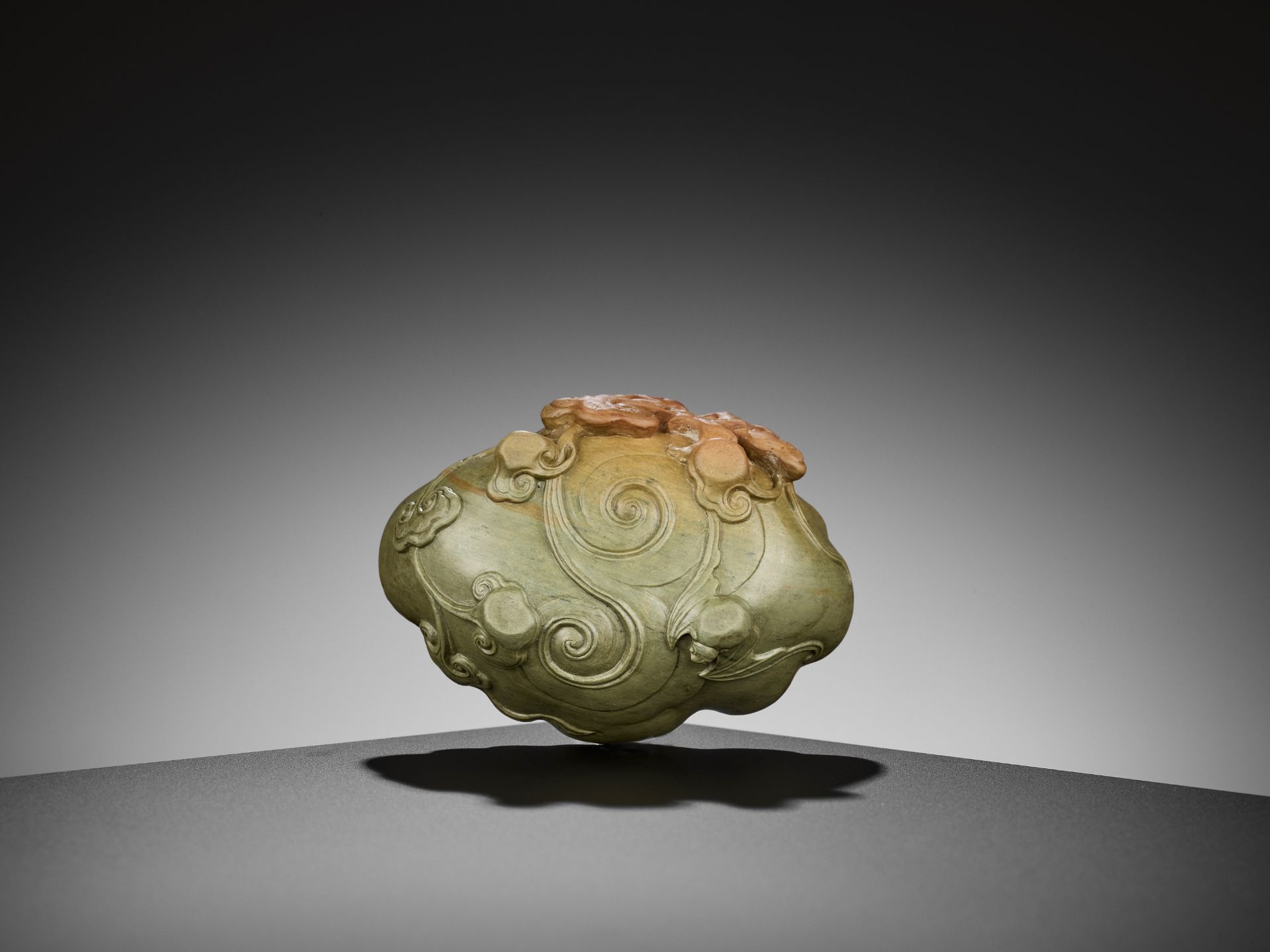 A DUAN STONE 'BAT AND LINGZHI' WASHER, QING DYNASTY - Image 2 of 10