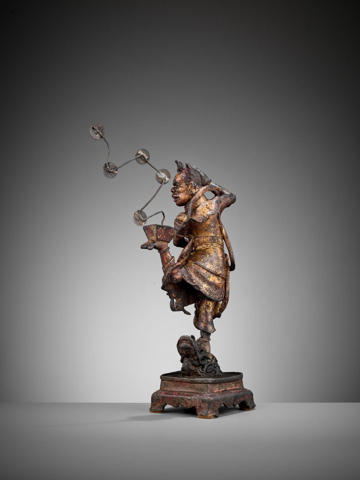 A GILT-LACQUERED BRONZE FIGURE OF KUI XING, SONG DYNASTY - Image 10 of 14