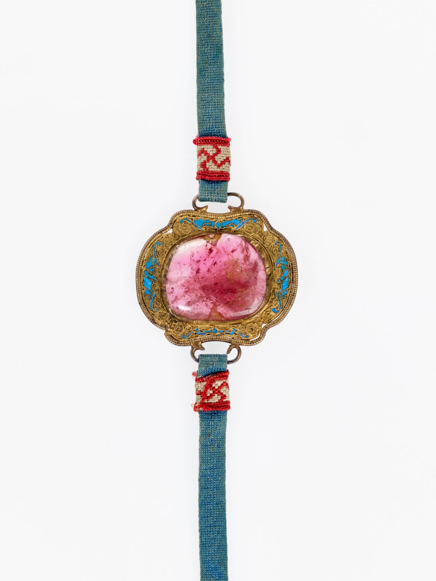 AN IMPRESSIVE TOURMALINE COURT NECKLACE, CHAOZHU, MID-QING - Image 2 of 14