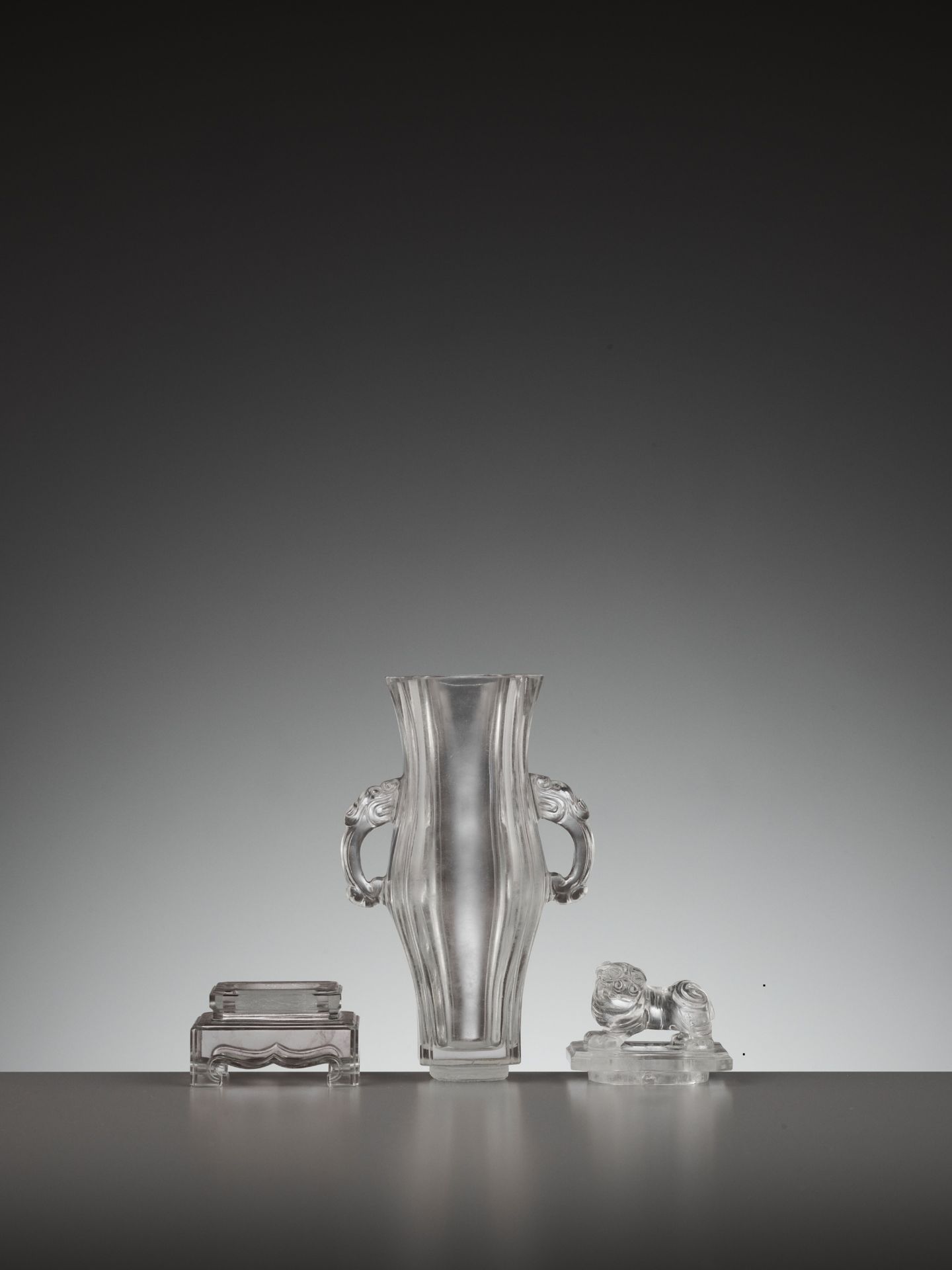 A RARE ROCK CRYSTAL PARFUMIÈRE WITH A 'BUDDHIST LION' FINIAL, QIANLONG PERIOD - Image 11 of 15