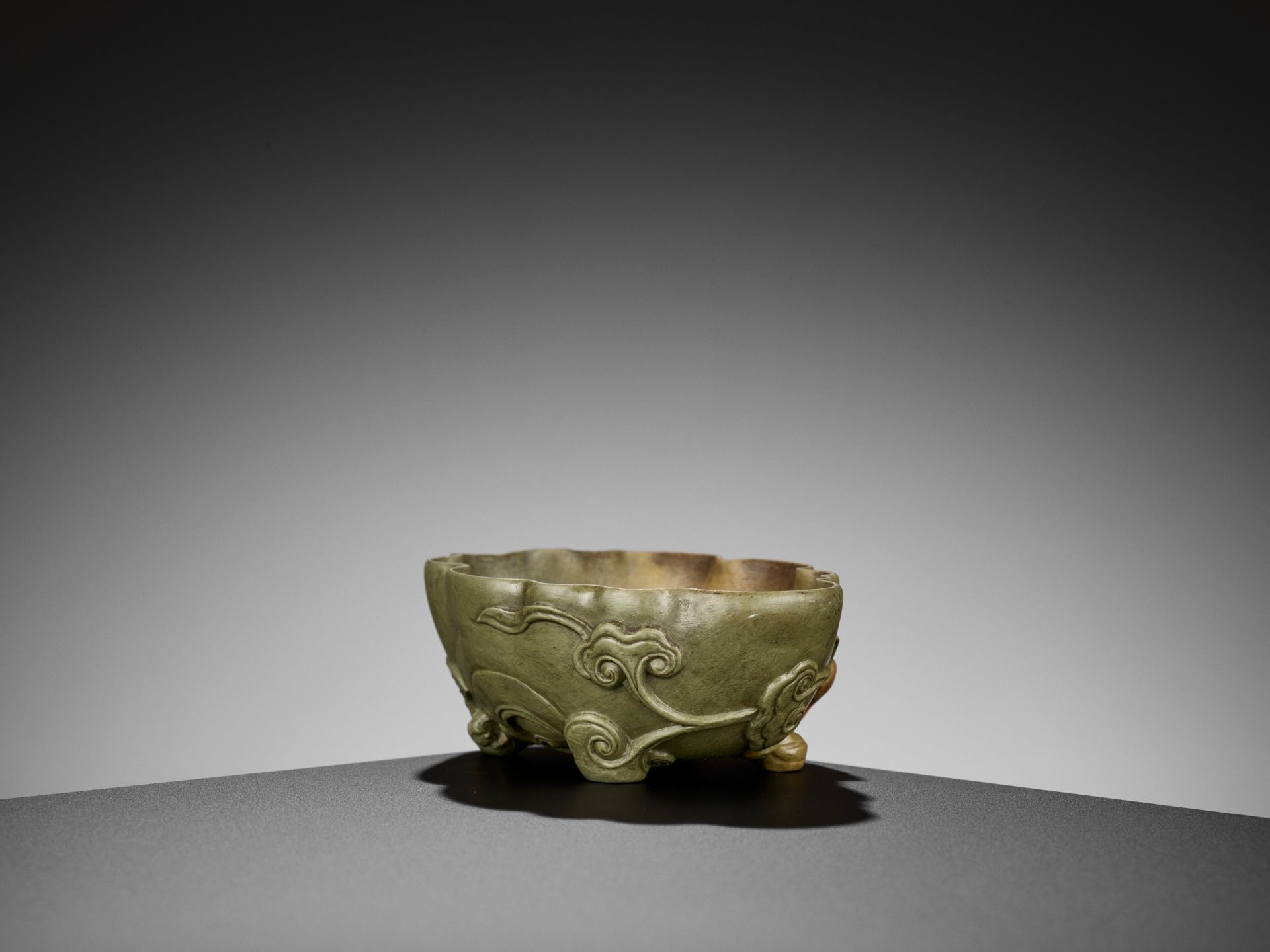 A DUAN STONE 'BAT AND LINGZHI' WASHER, QING DYNASTY - Image 8 of 10