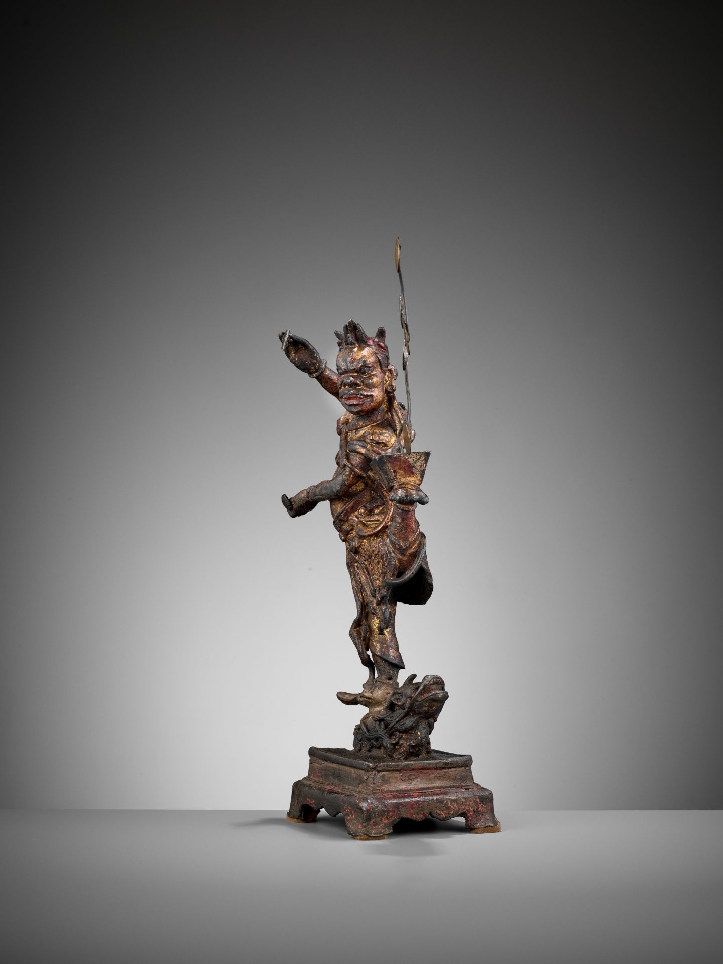 A GILT-LACQUERED BRONZE FIGURE OF KUI XING, SONG DYNASTY - Image 9 of 14