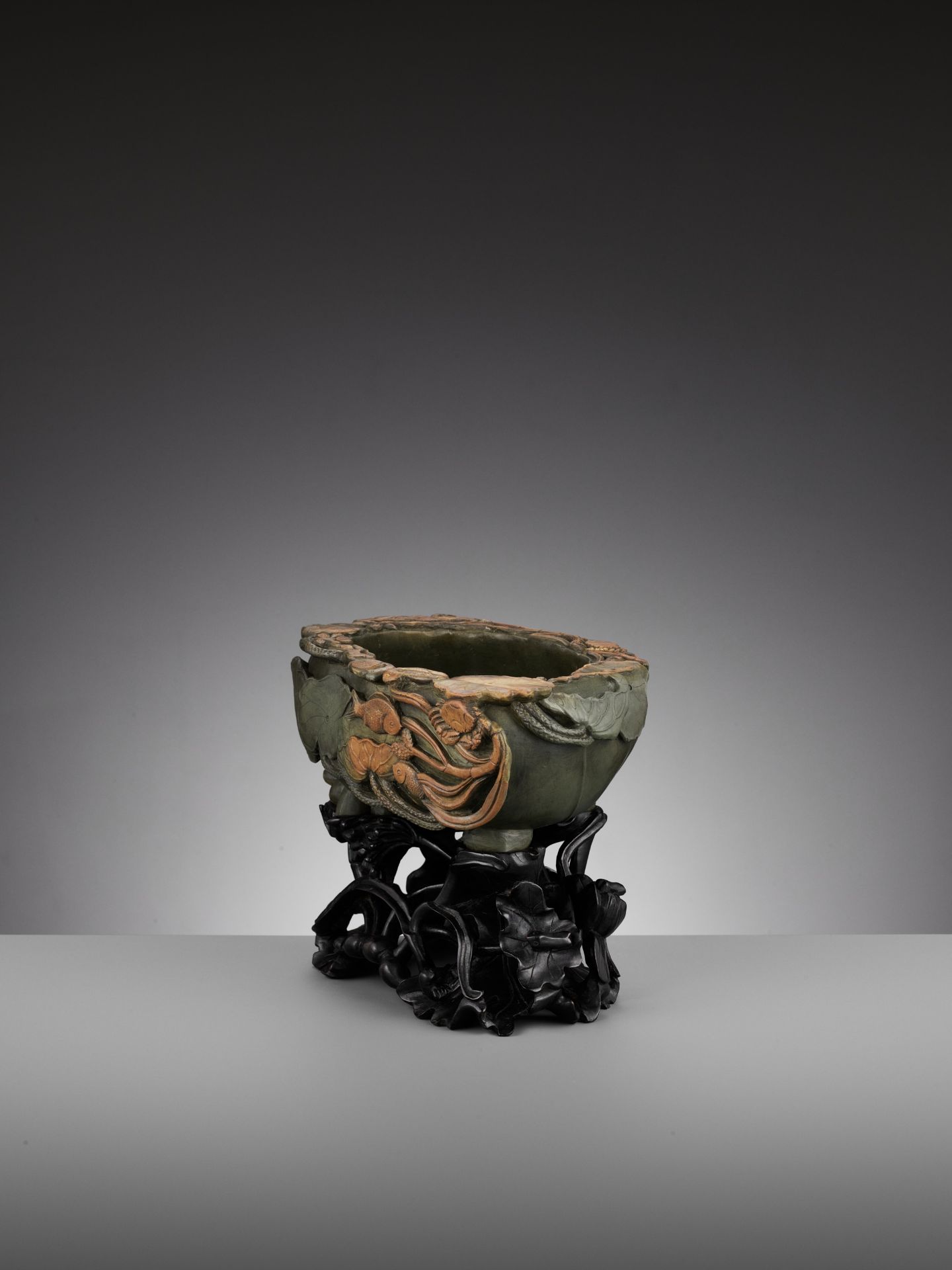 A LARGE DUAN STONE 'LOTUS POND' BASIN, QING DYNASTY - Image 2 of 14