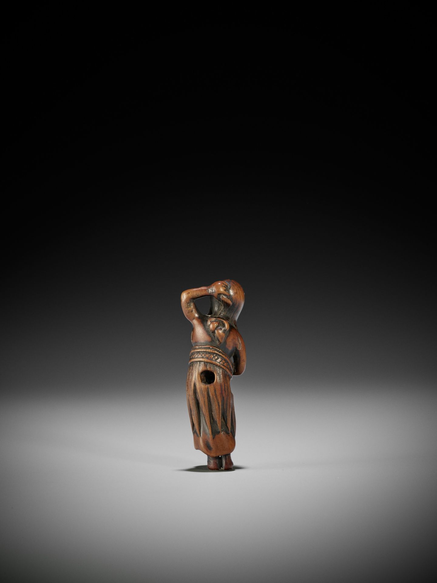 AN OLD WOOD NETSUKE OF A DIVING GIRL (AMA) - Image 3 of 6