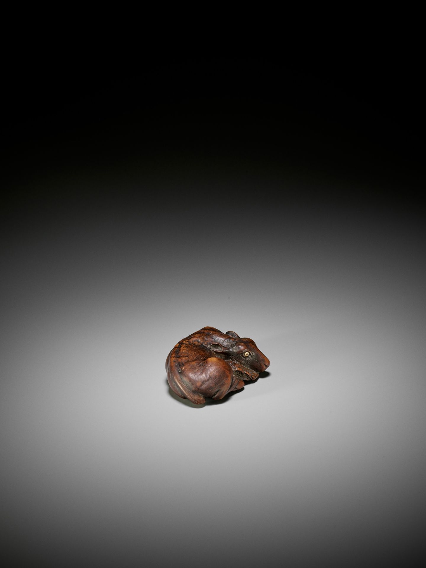 MASATOMO: A FINE WOOD NETSUKE OF A RECUMBENT DEER - Image 8 of 12