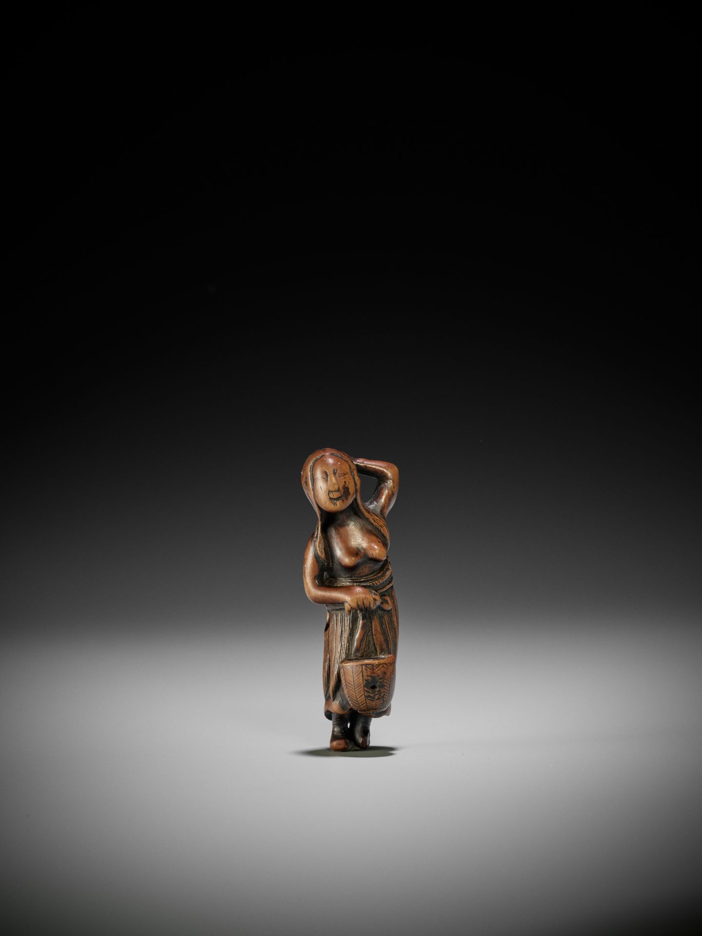 AN OLD WOOD NETSUKE OF A DIVING GIRL (AMA) - Image 2 of 6