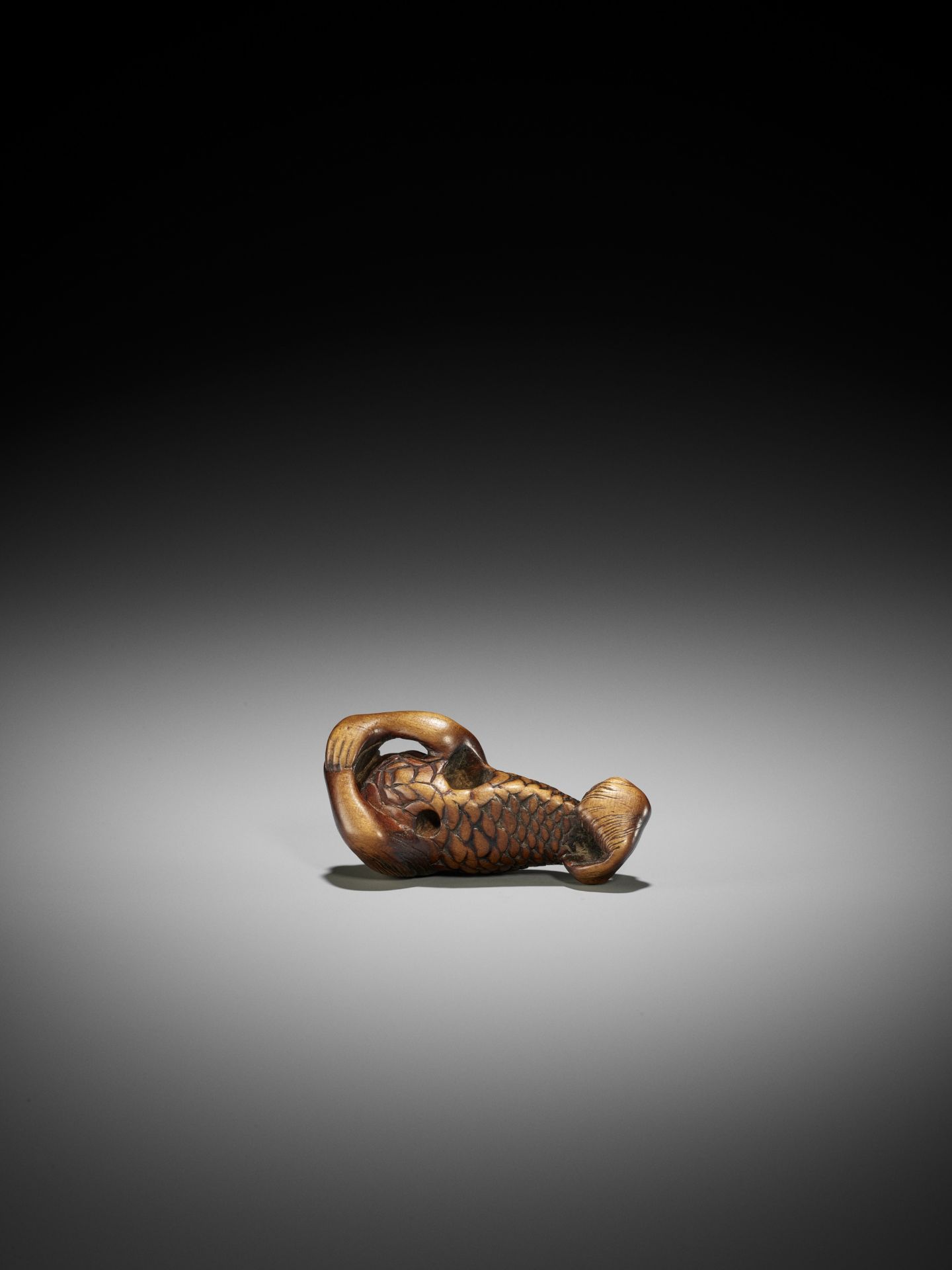 A RARE WOOD NETSUKE OF A MERMAN WITH TAMA - Image 5 of 9