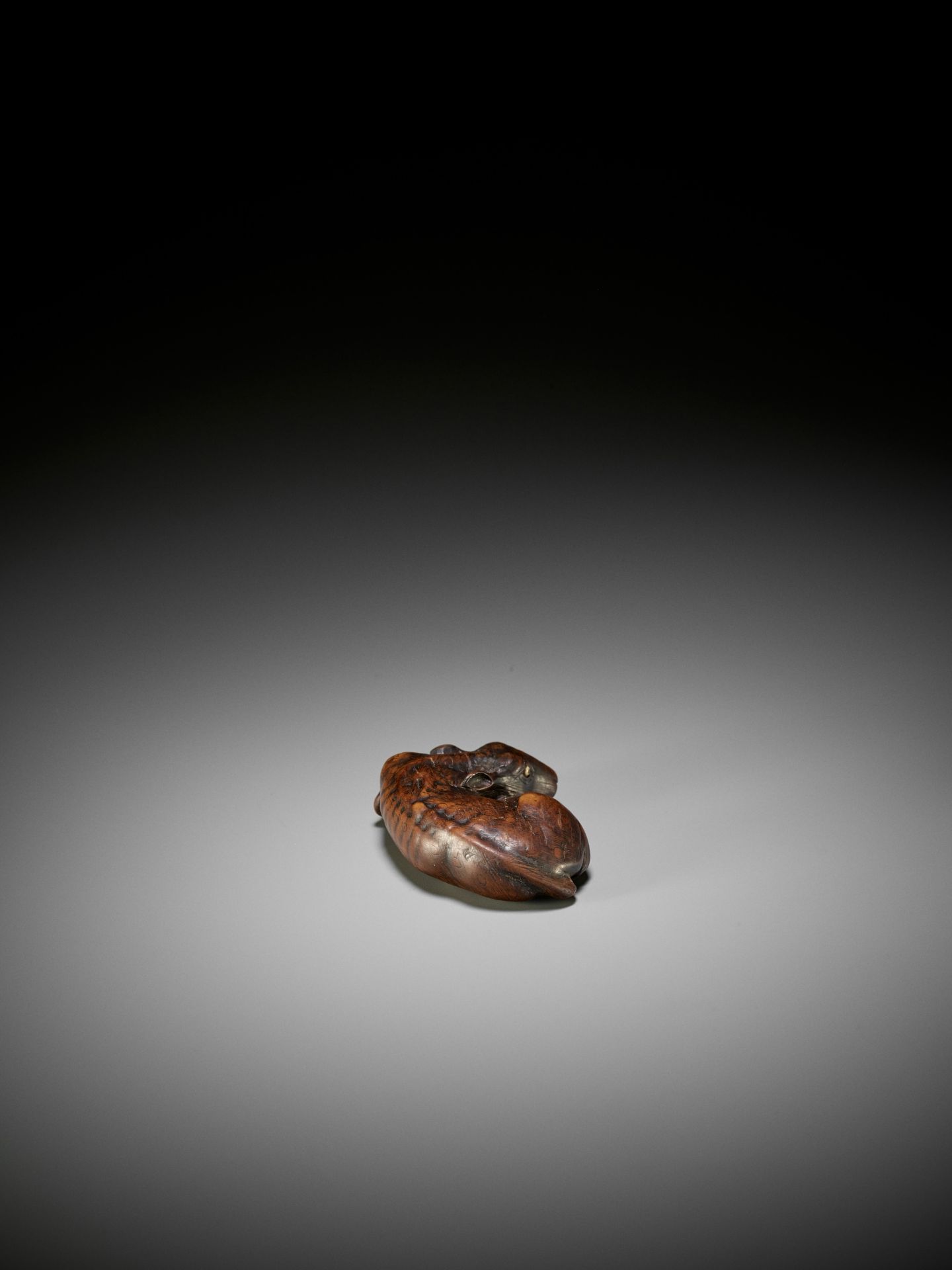 MASATOMO: A FINE WOOD NETSUKE OF A RECUMBENT DEER - Image 7 of 12