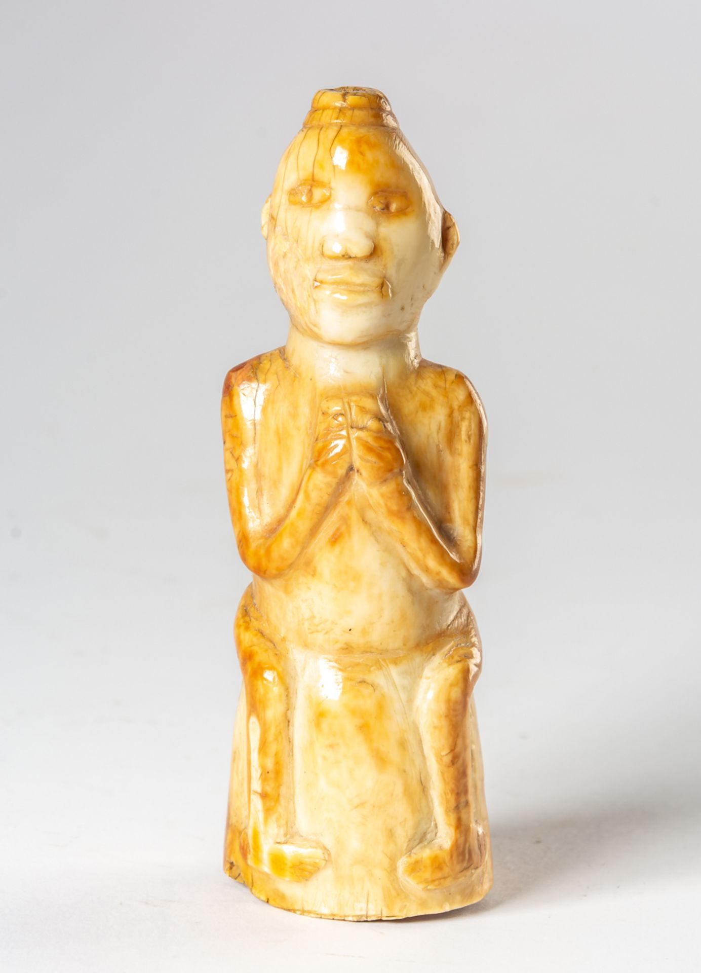 AFRIKANISCHE ELFENBEIN FIGUR AUS DEM KONGO