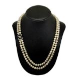 Necklace of double-strand pearls, gold susta B / 18 K, Ca 5 gr, diamonds Ca 0.70, 8/8.