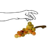 Bunch of grapes with alabaster grapes, table decoration, 1940-1950. Falls color. Cm 36 flops color.
