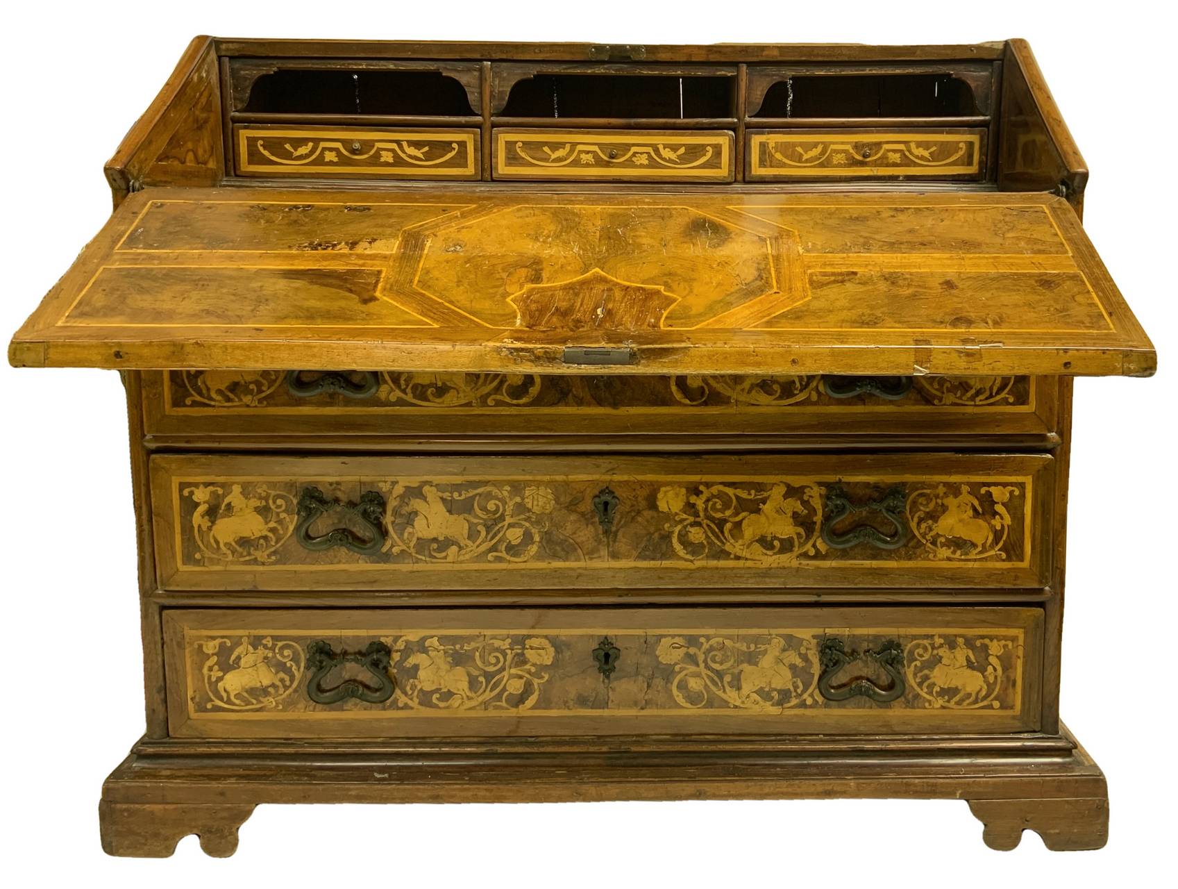 Drawers in walnut with ribalta, eighteenth-century, Lombardy. On the front, three drawers topped wi - Image 5 of 10