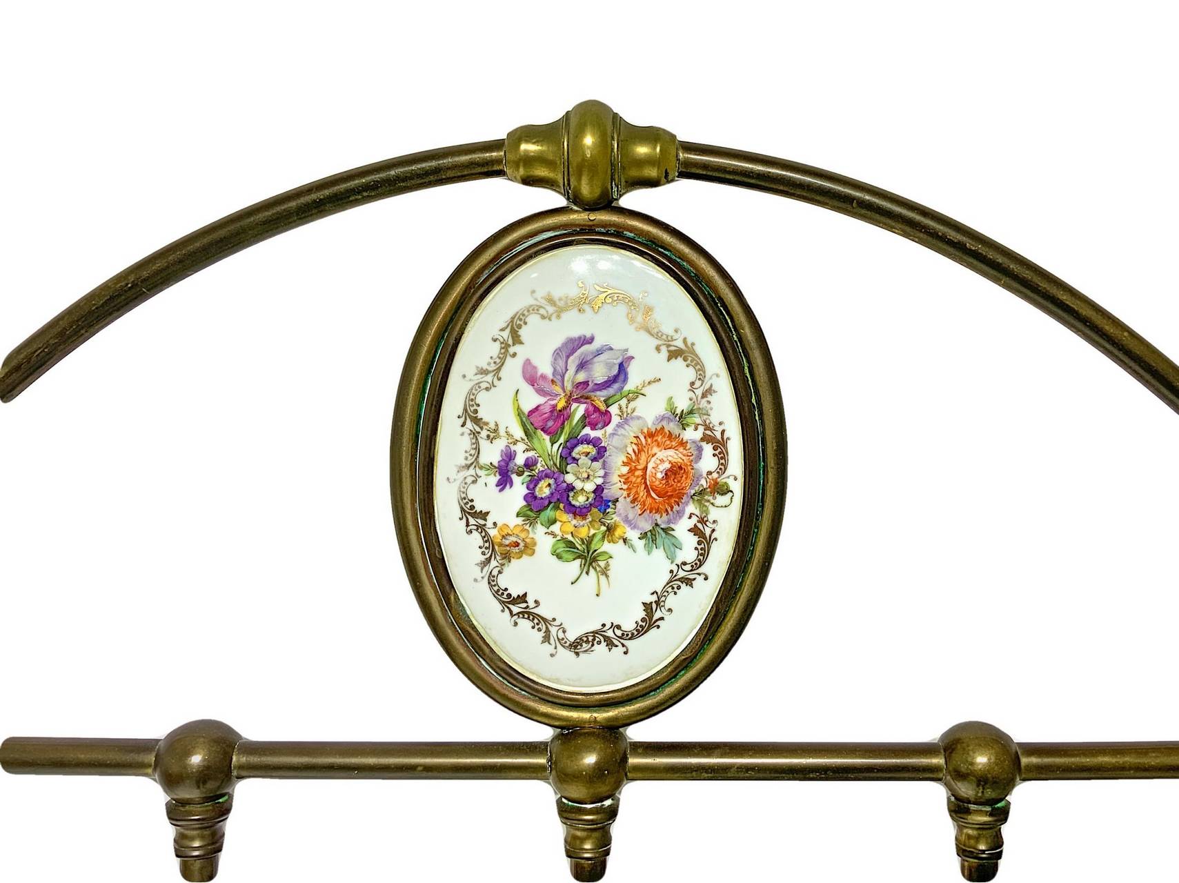 Elegant brass bed frame from the nineteenth century, with porcelain medallion on headboard and footb - Image 4 of 8