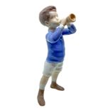 Copenhagen, porcelain statue depicting children playing the flute. H 19 cm