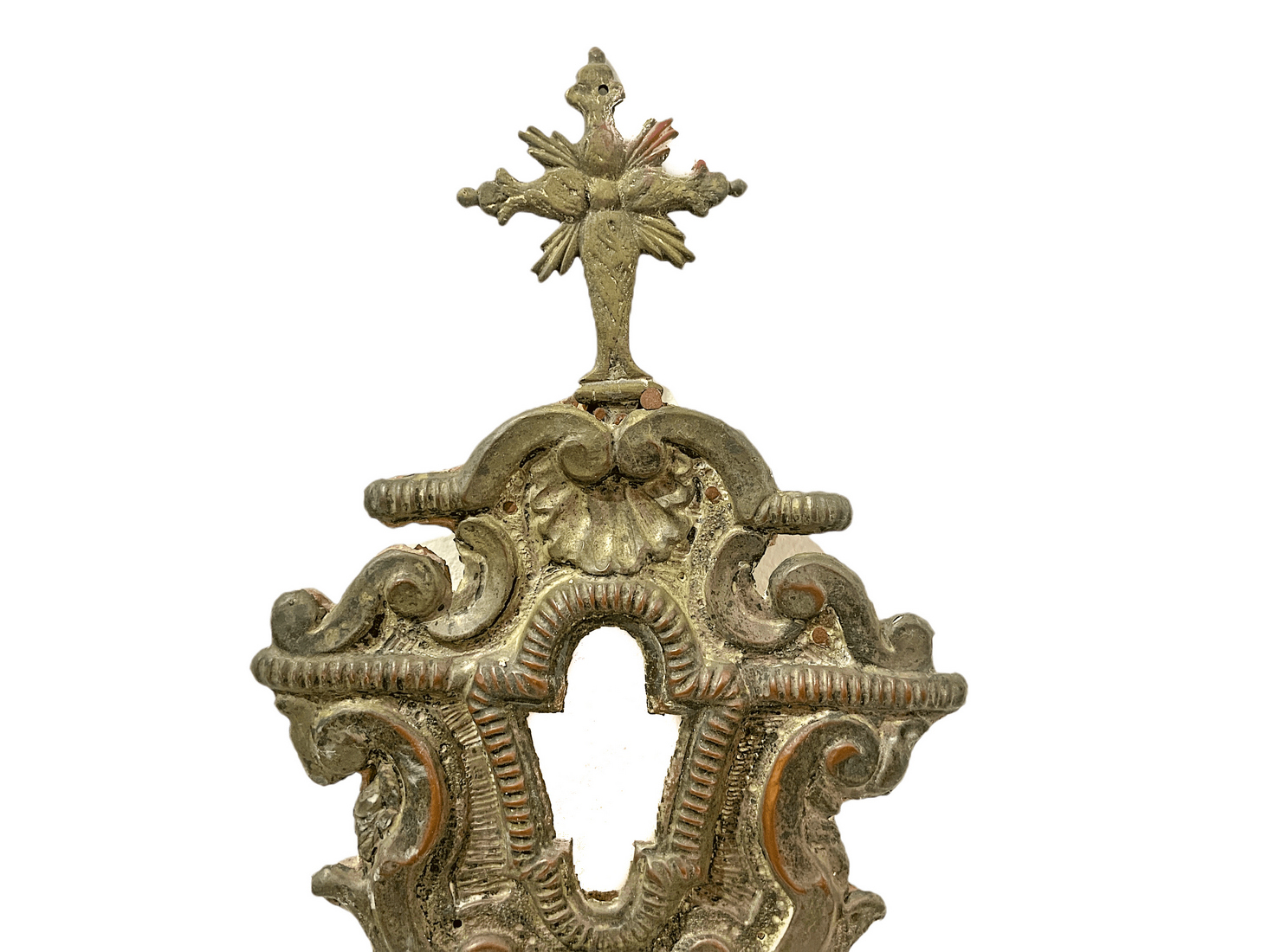 Monstrance in wood, covered with embossed brass relief, nineteenth century. H 44 cm. - Image 2 of 4