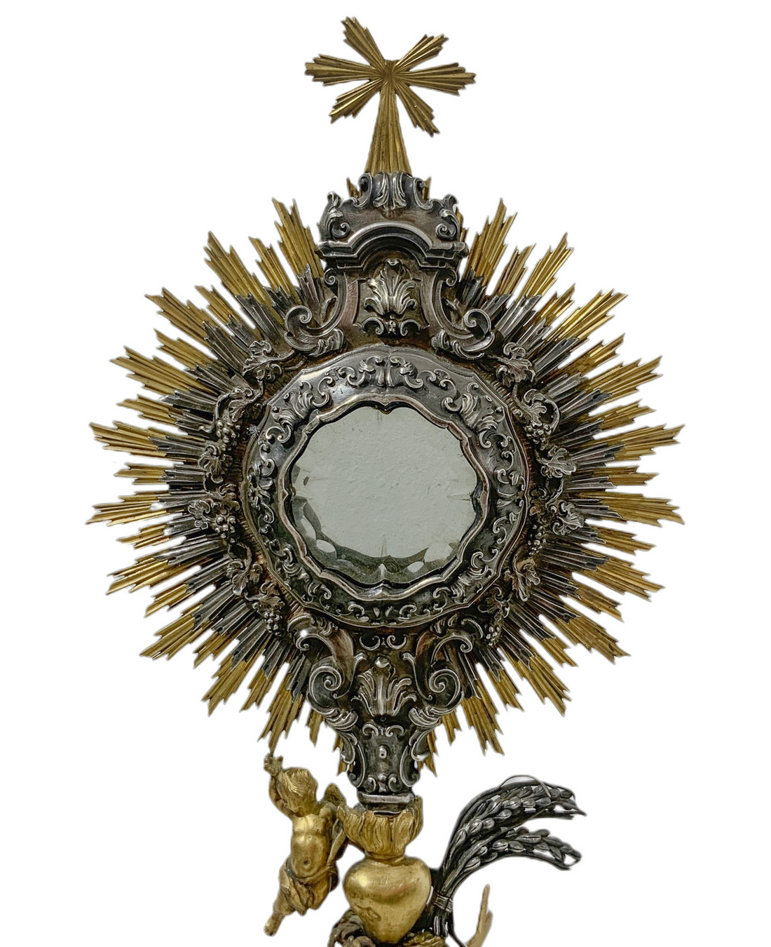 Monstrance in silver and silver gilt, height 70 cm, 2,352 kg Elegant and refined Baroque piece made - Image 3 of 9