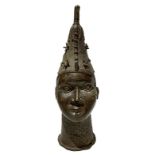 Bronze cire perdue sculpture Ife, Nigeria. First half of the twentieth century. H 50 cm