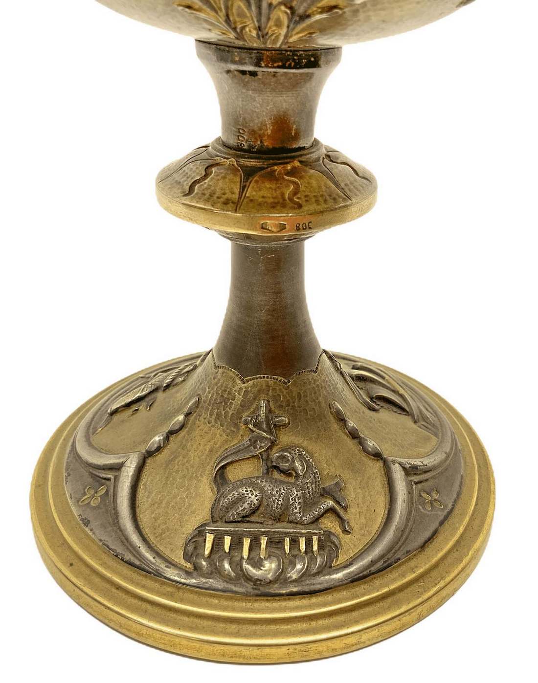 Goblet decorated with embossed silver-gilt paten with floral motifs, early twentieth centuries. Base - Image 4 of 11