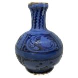Caltagirone bottle blue enamel with blue decorations with Albisola reasons. XVII century. 22 cm
