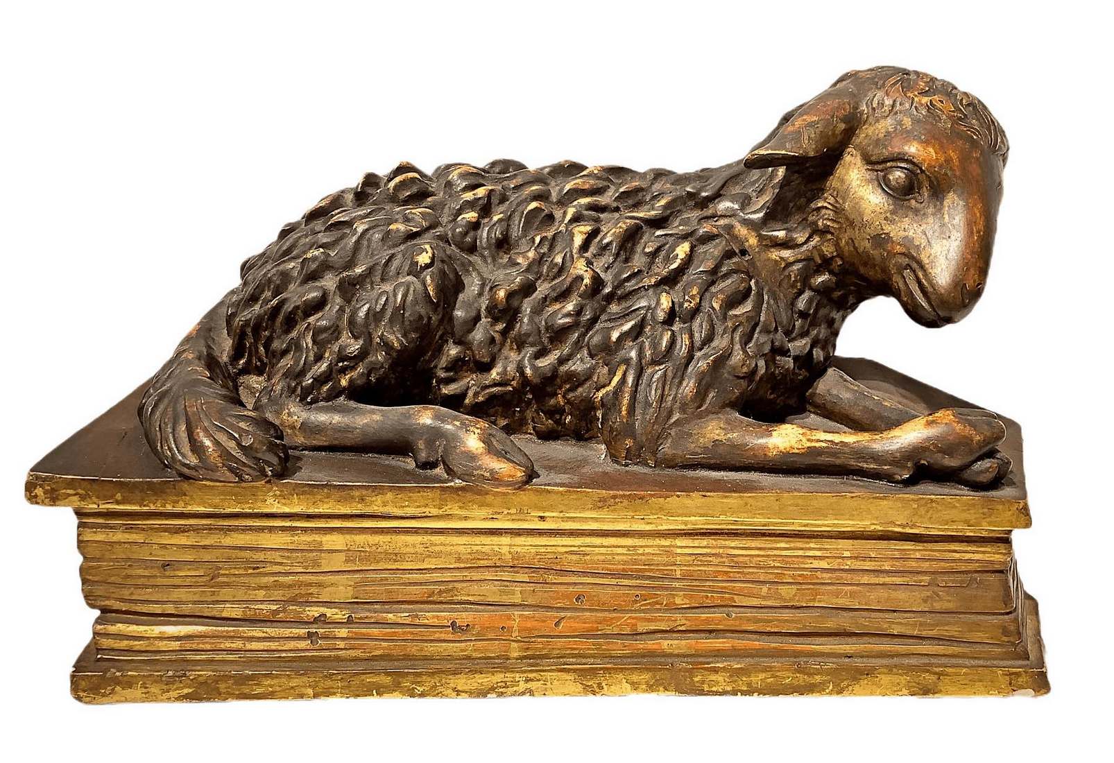 Sculpture Agnus Dei wooden, seventeenth century. 28. H cm 45 Cm.