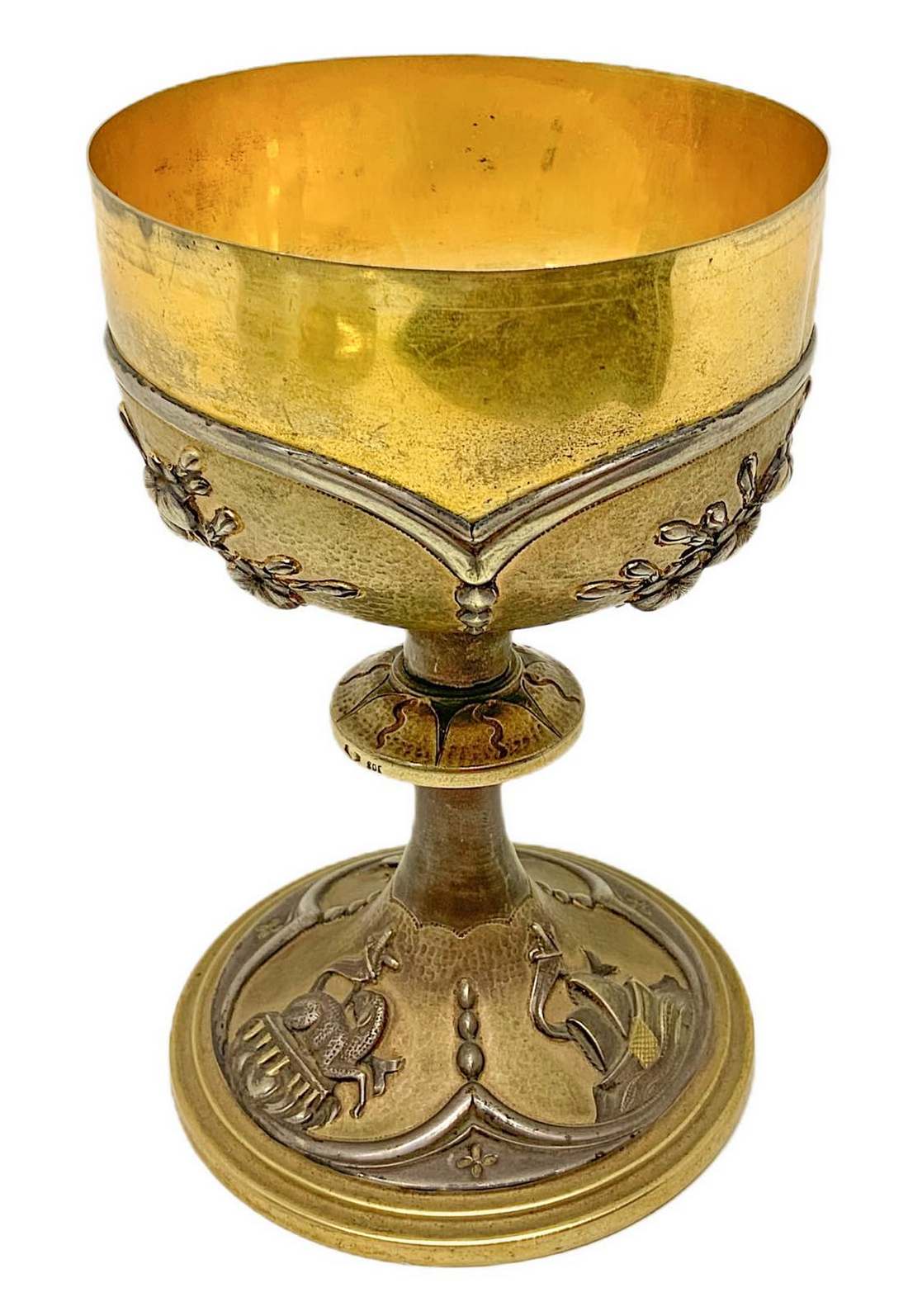 Goblet decorated with embossed silver-gilt paten with floral motifs, early twentieth centuries. Base - Image 3 of 11