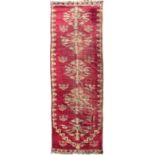 Kirsheir carpet, 430x100 cm. Central Anatolia, Mejid era, the end of '800. Warp, weave and fleece wo