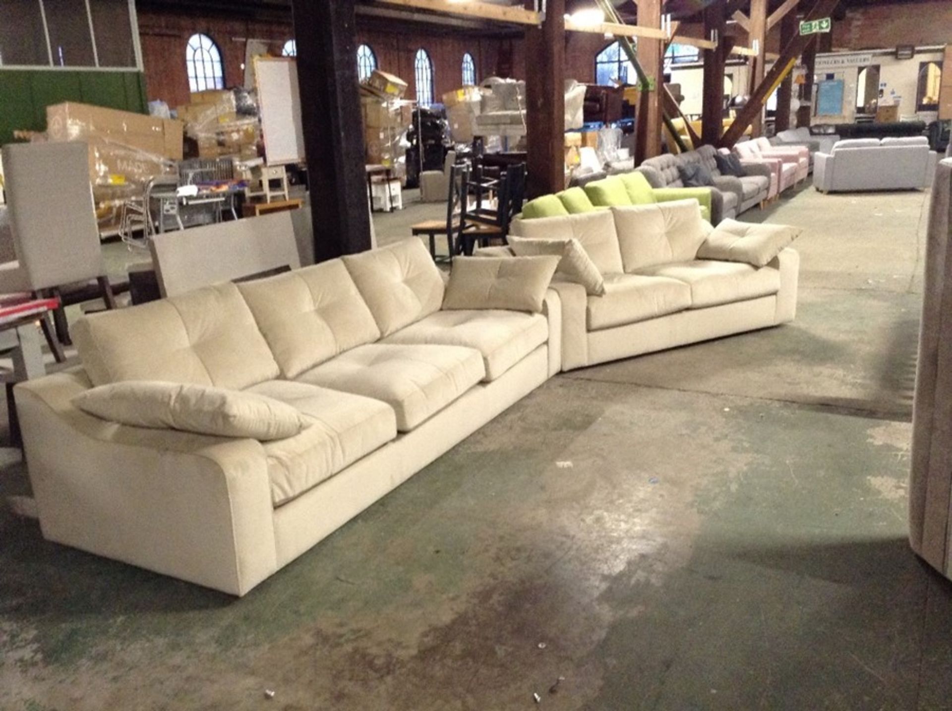 CREAM FABRIC LARGE 3 SEATER SOFA & 2 SEATER SOFA W