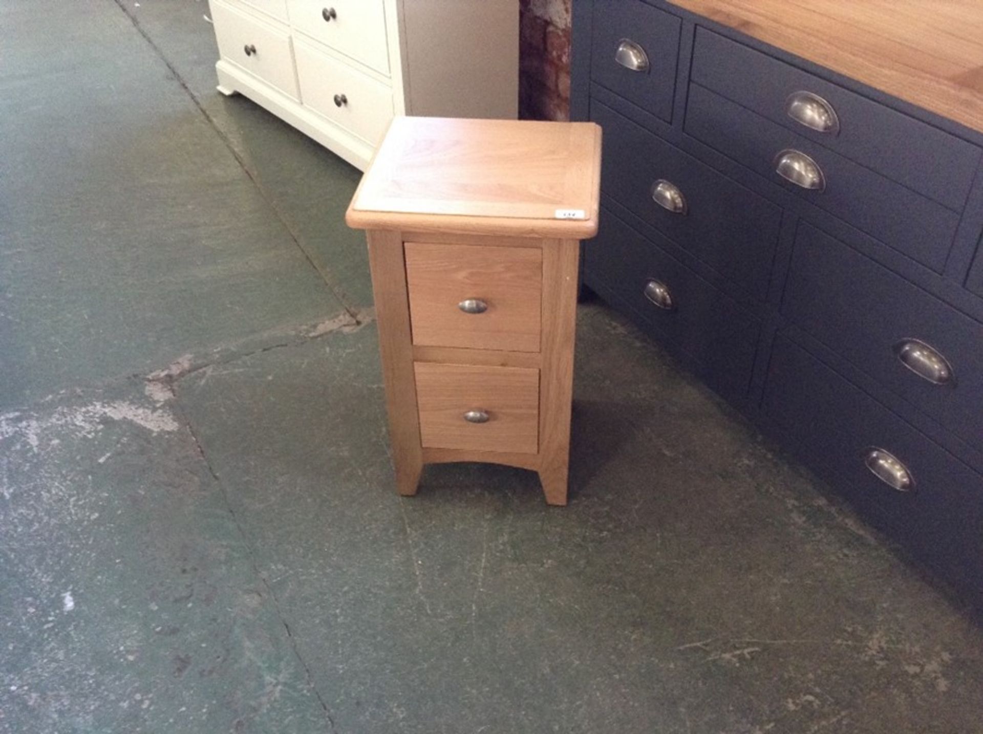 Gloucester Oak 2 Drawer Narrow Bedside Table (G66-25 -GAO-SBSC)