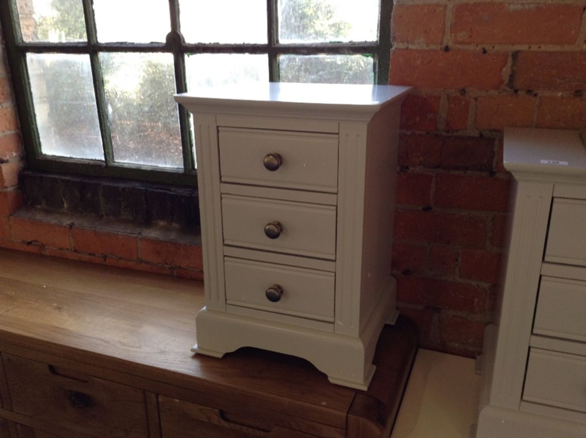 Banbury Grey Painted Large Bedside Table (G66-17 -BP-LBSC-G)