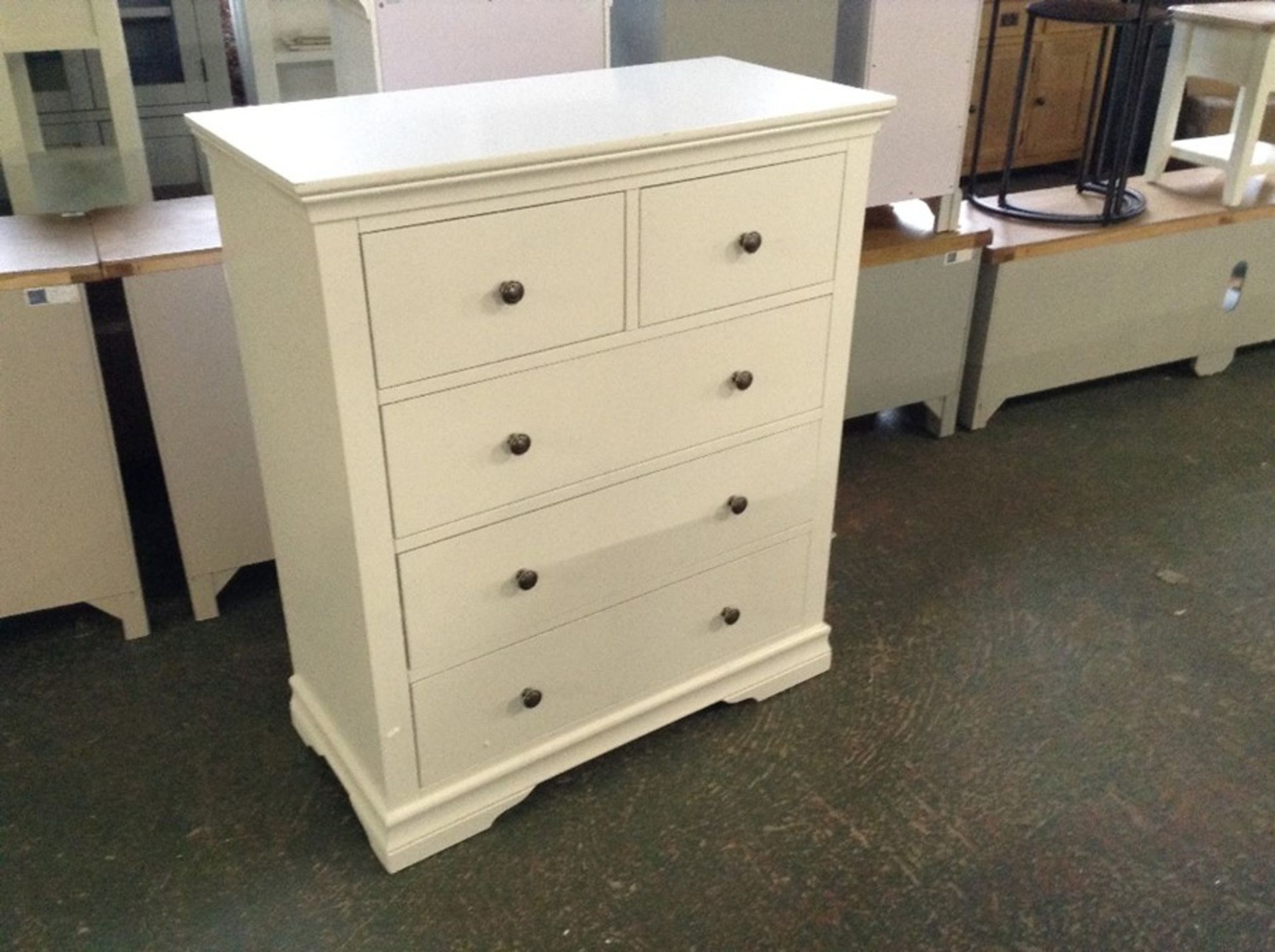Florence White Painted 2 Over 3 Chest (DAMAGED) (I45 -SW-2O3-W)