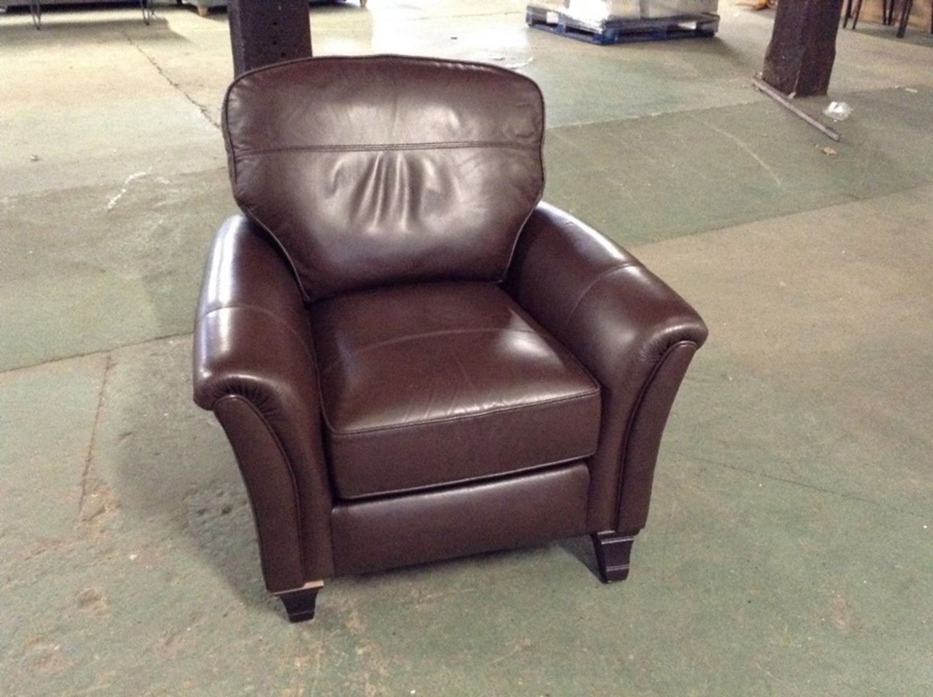 BROWN LEATHER CHAIR TR002103- W00821861 (DAMAGED F