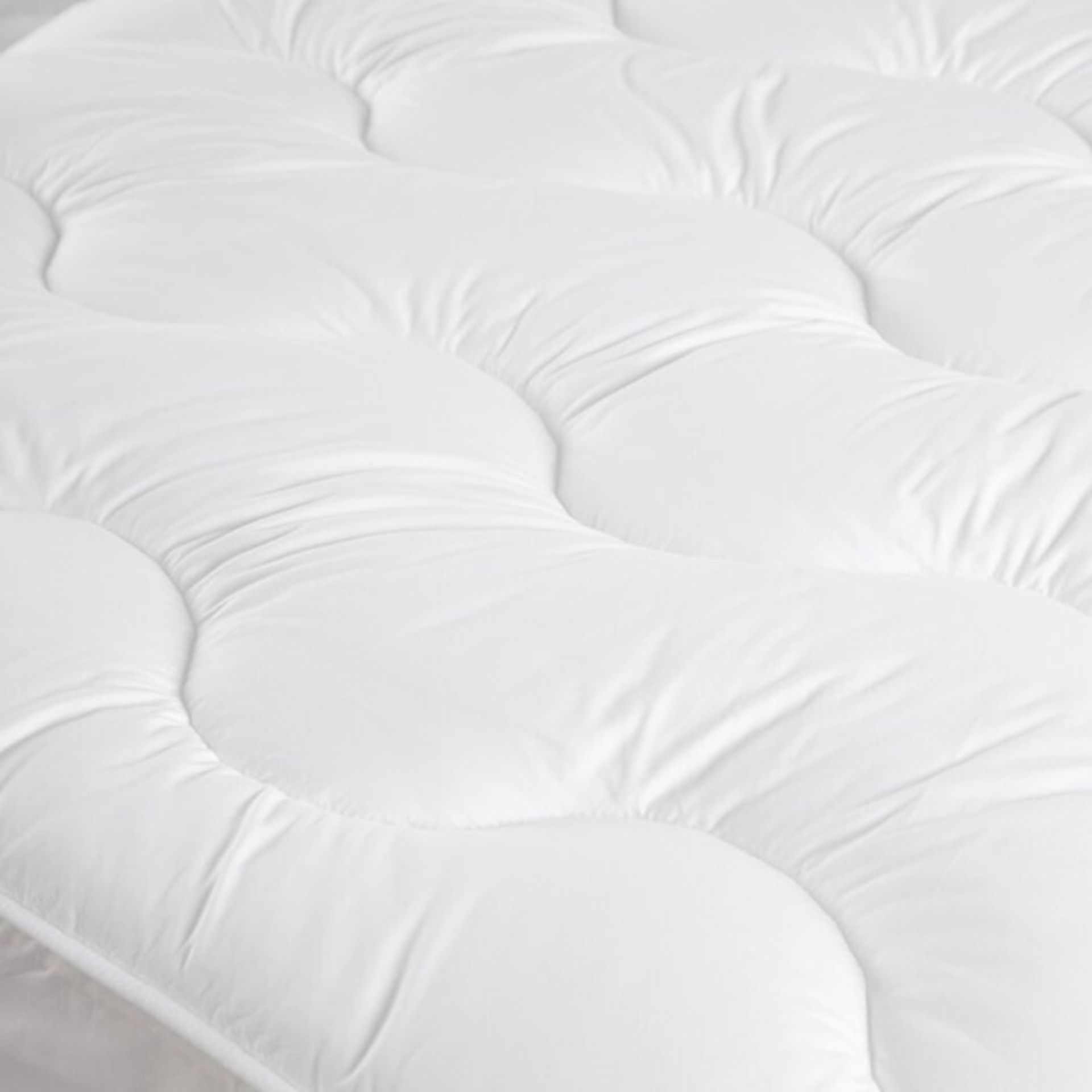 Snuggledown, Scandinavian 4cm Polyester Mattress Topper (SINGLE) - RRP £33.99 (SGON1064 - 21406/