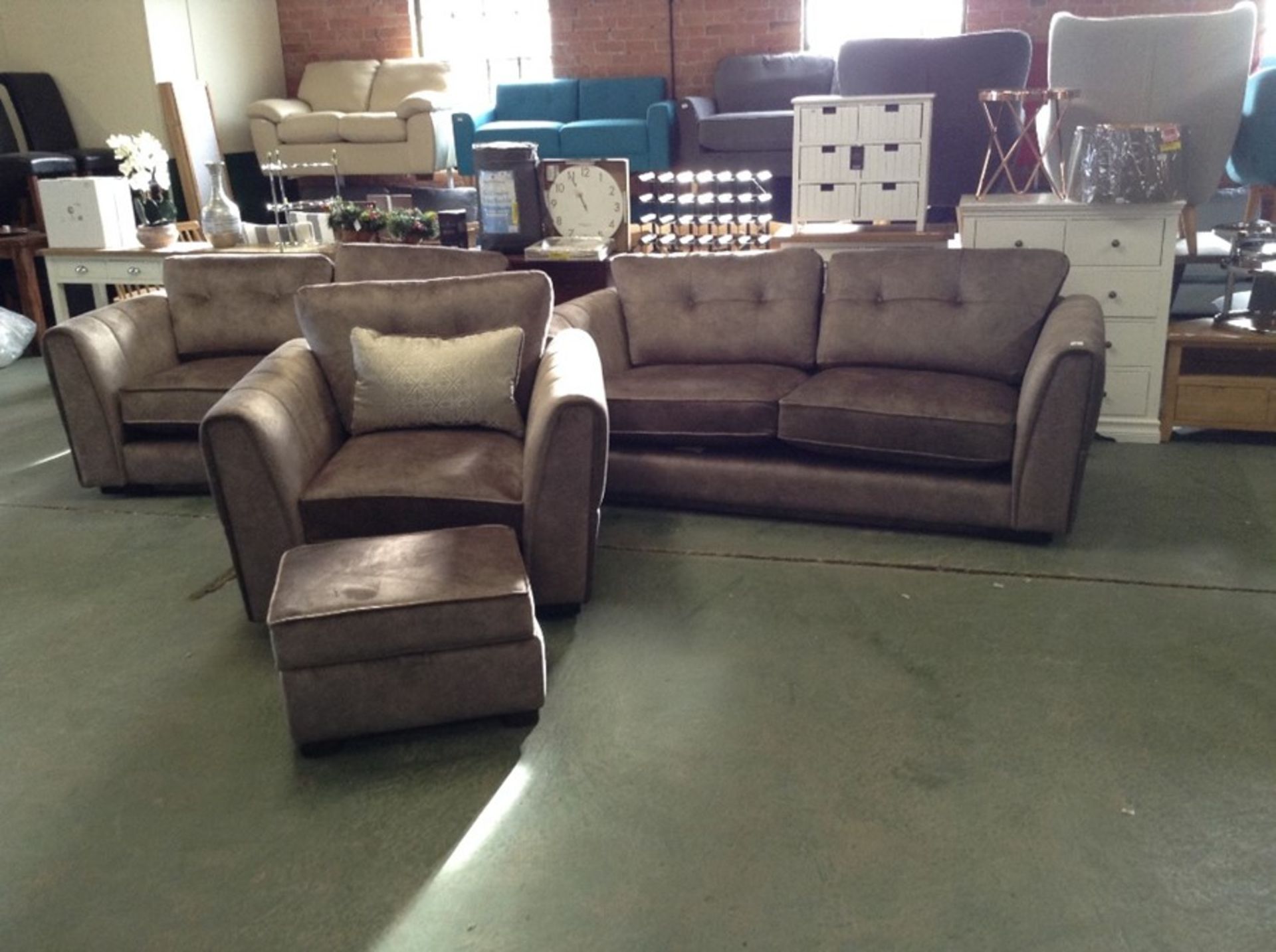 BEIGE SADDLE 3 SEATER 2 SEATER CHAIR & STORAGE FOO