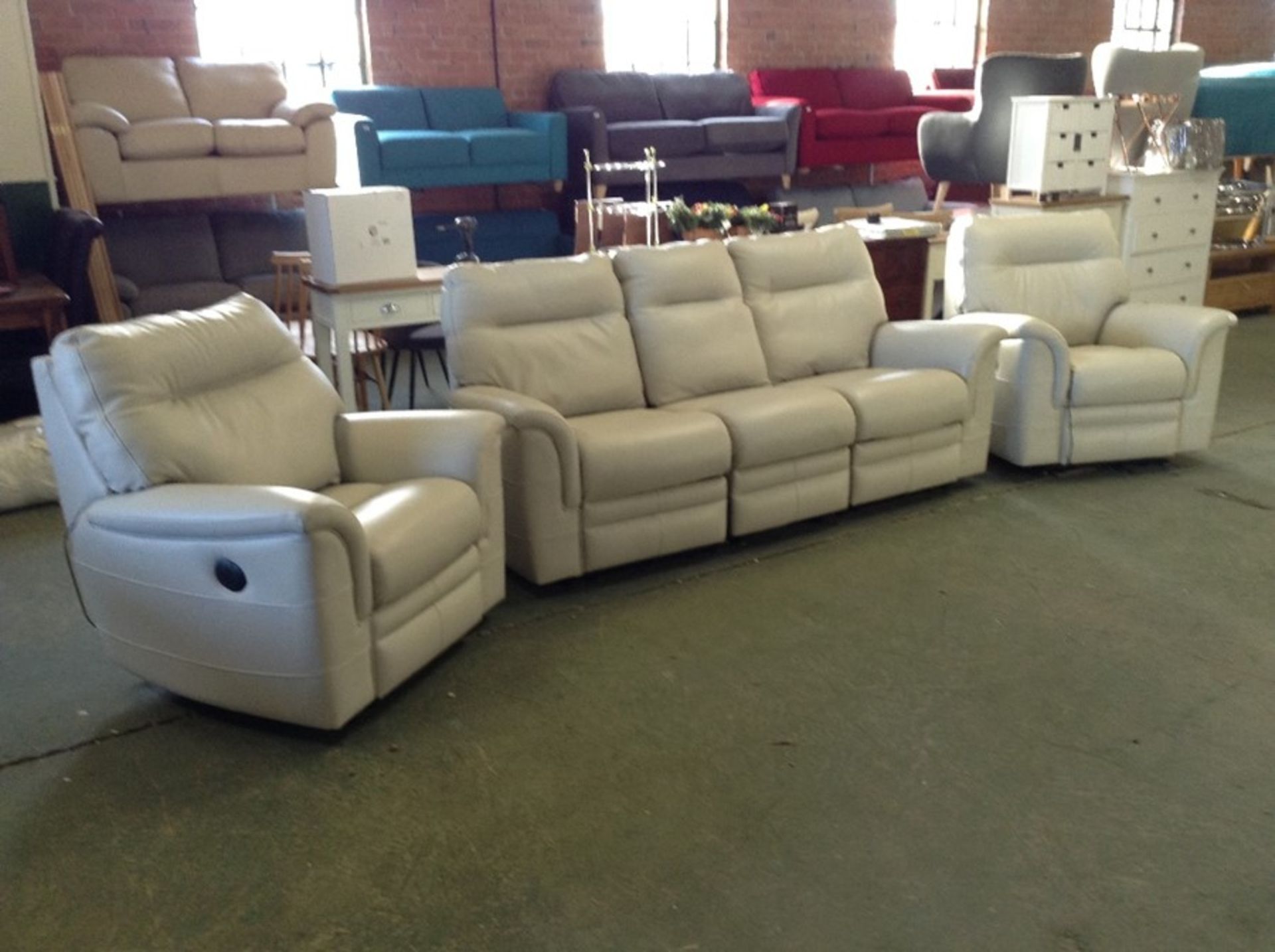 OFF WHITE ELECTRIC RECLINING 3 SEATER & X2 ELECTRI