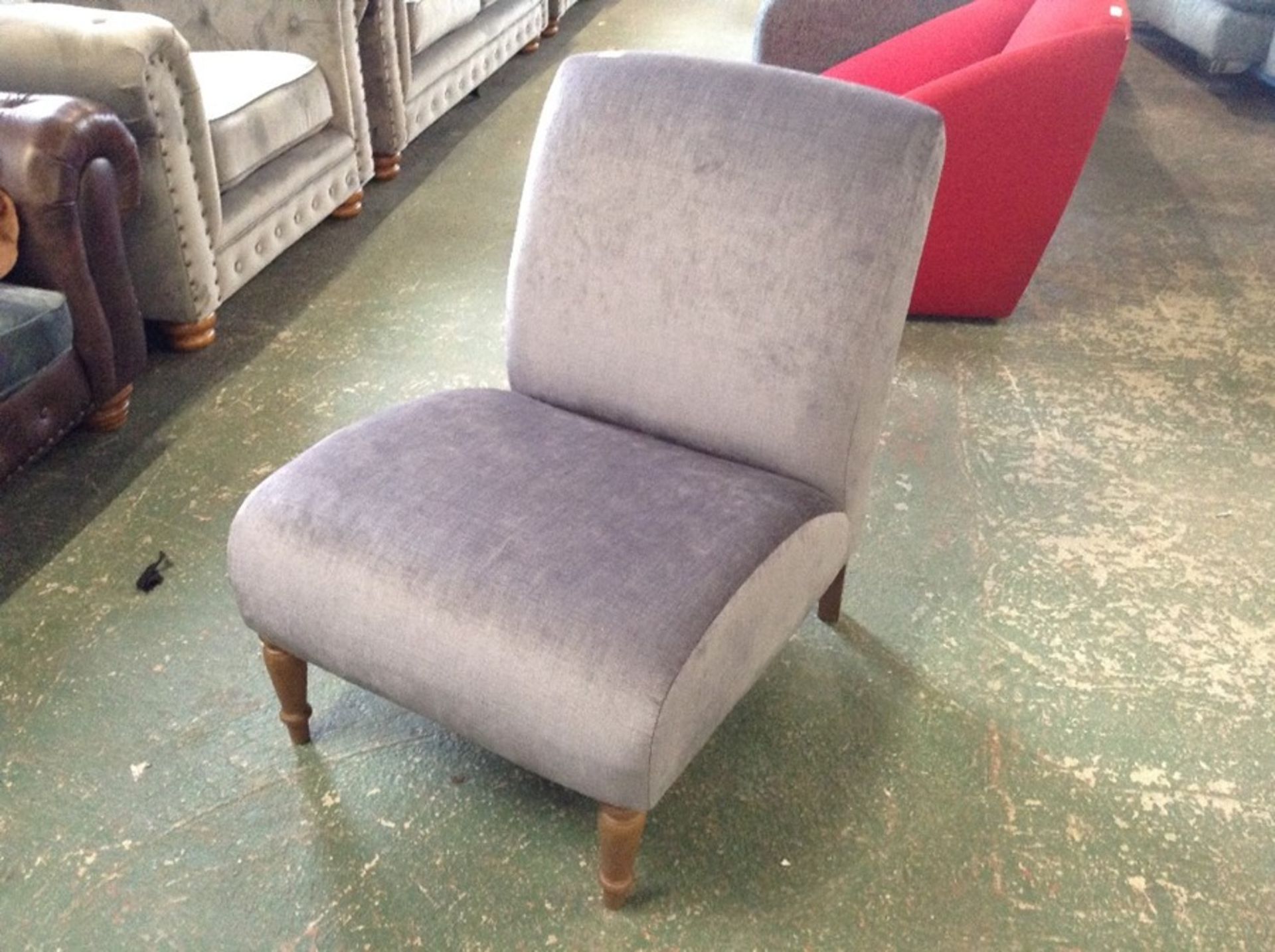 GREY SLIPPER/LOUNGE CHAIR (SFL1219)